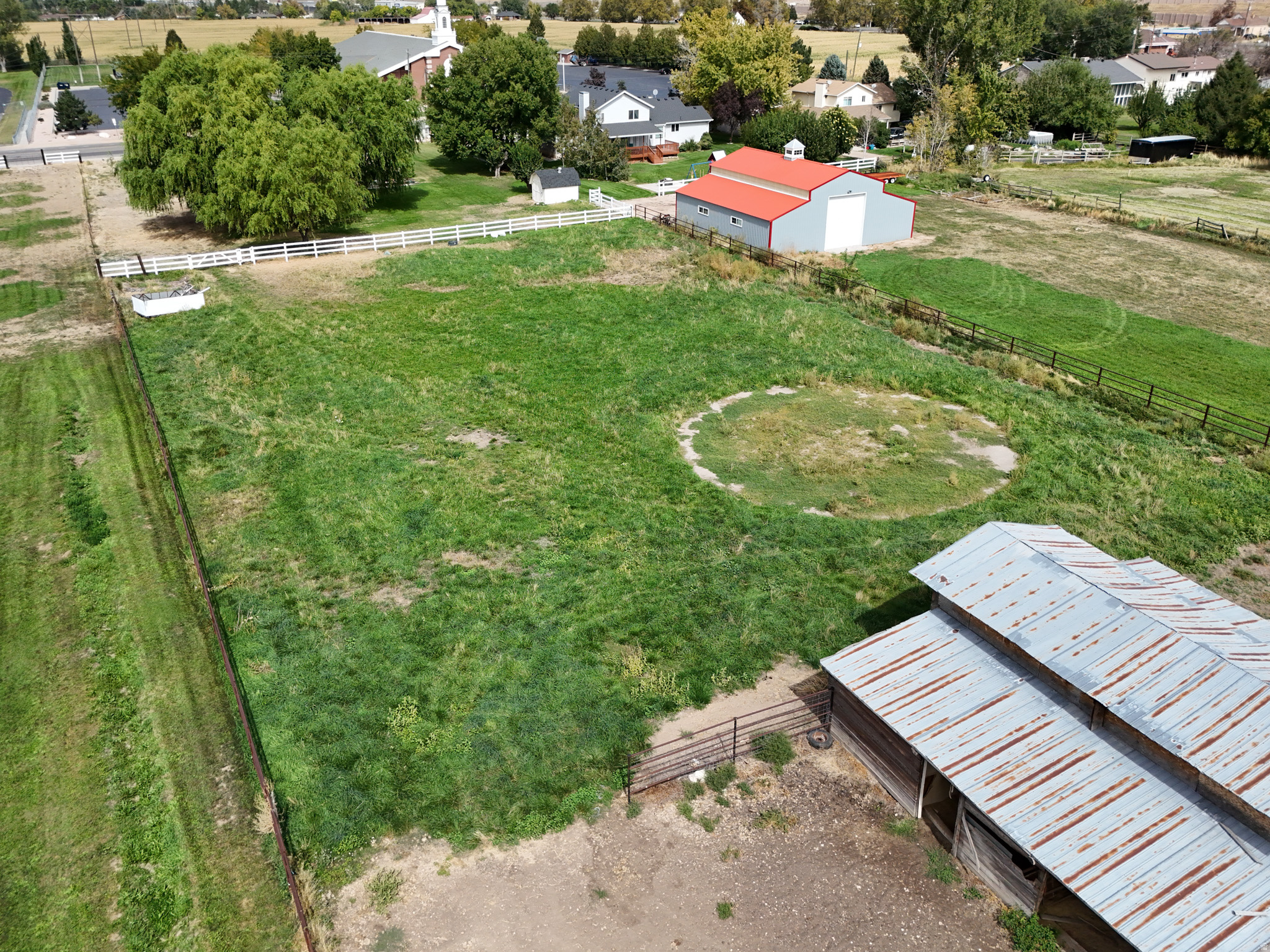 main property photo 50