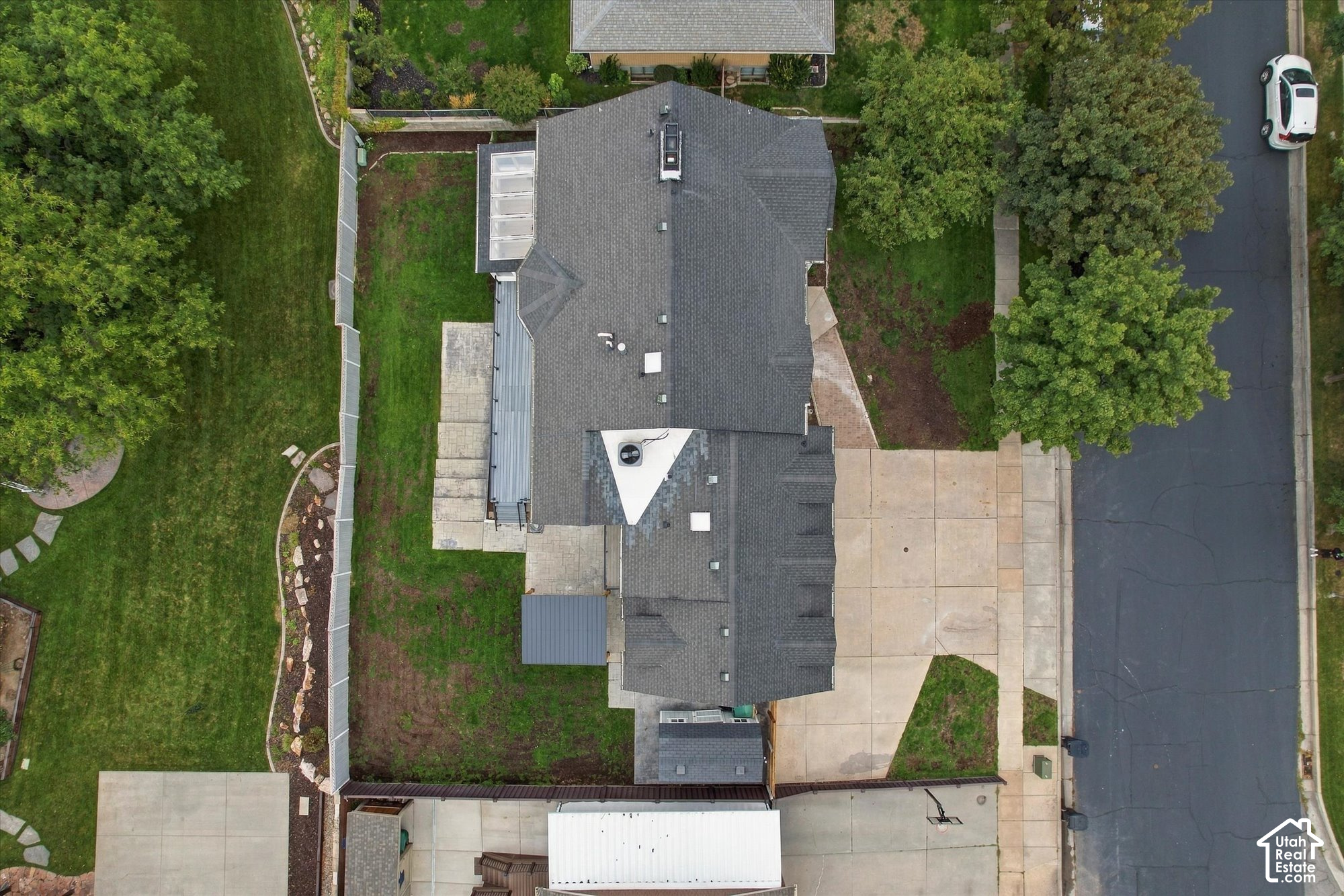 main property photo 59