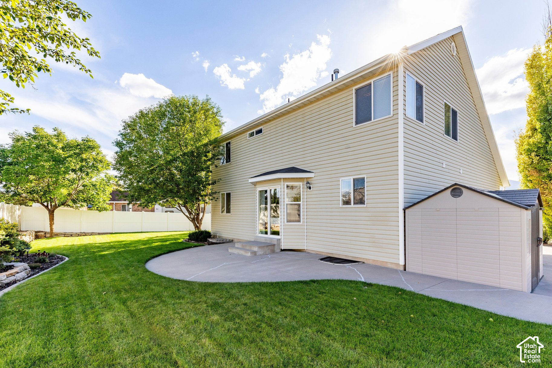 main property photo 29