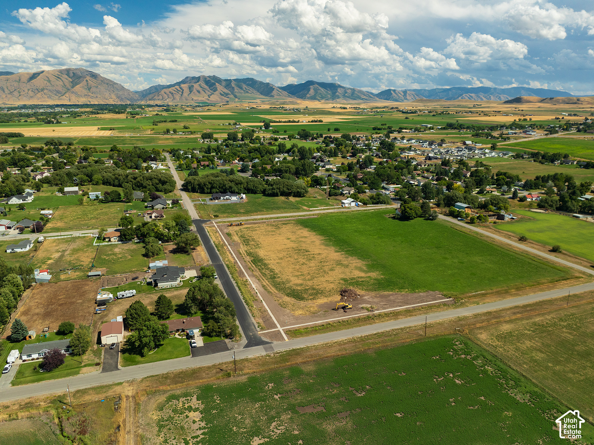 main property photo 3