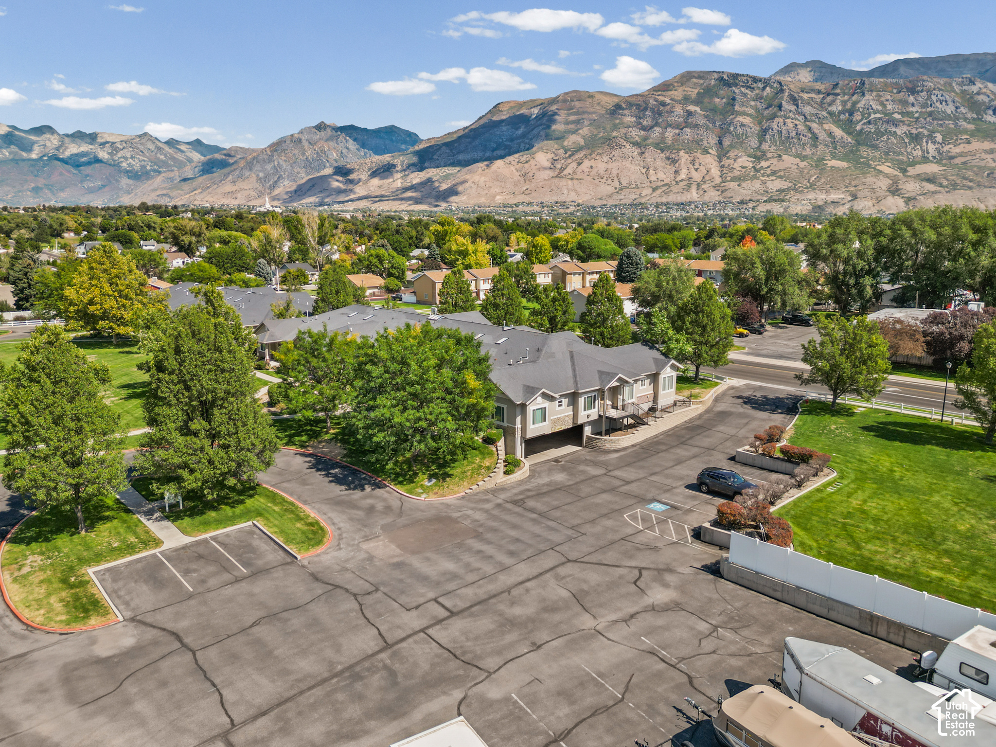 main property photo 19