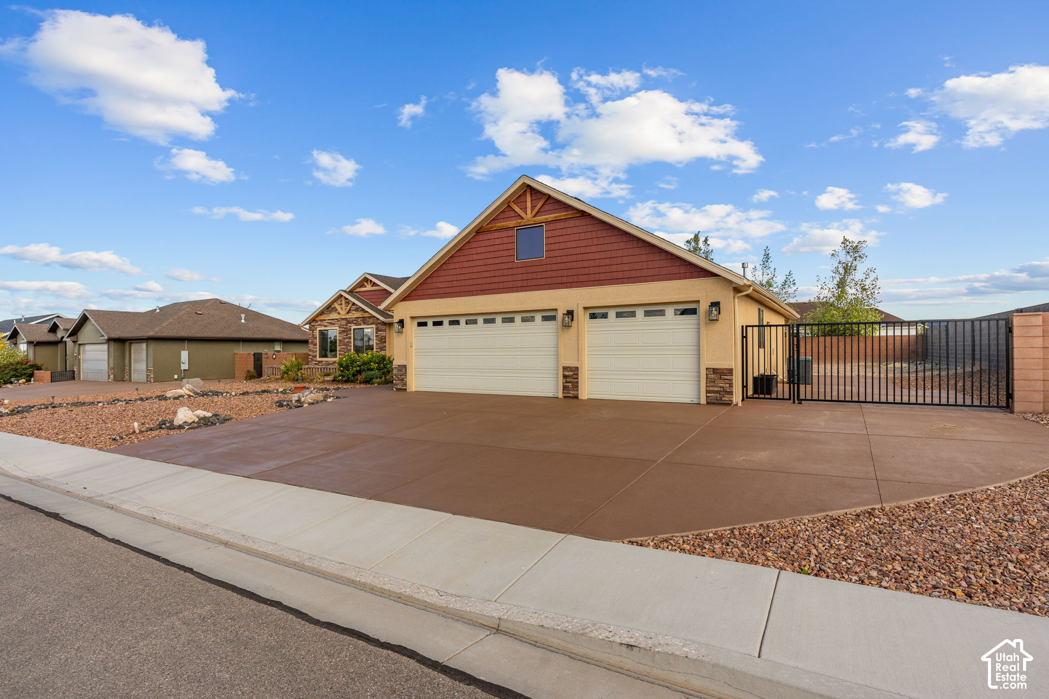 main property photo 38