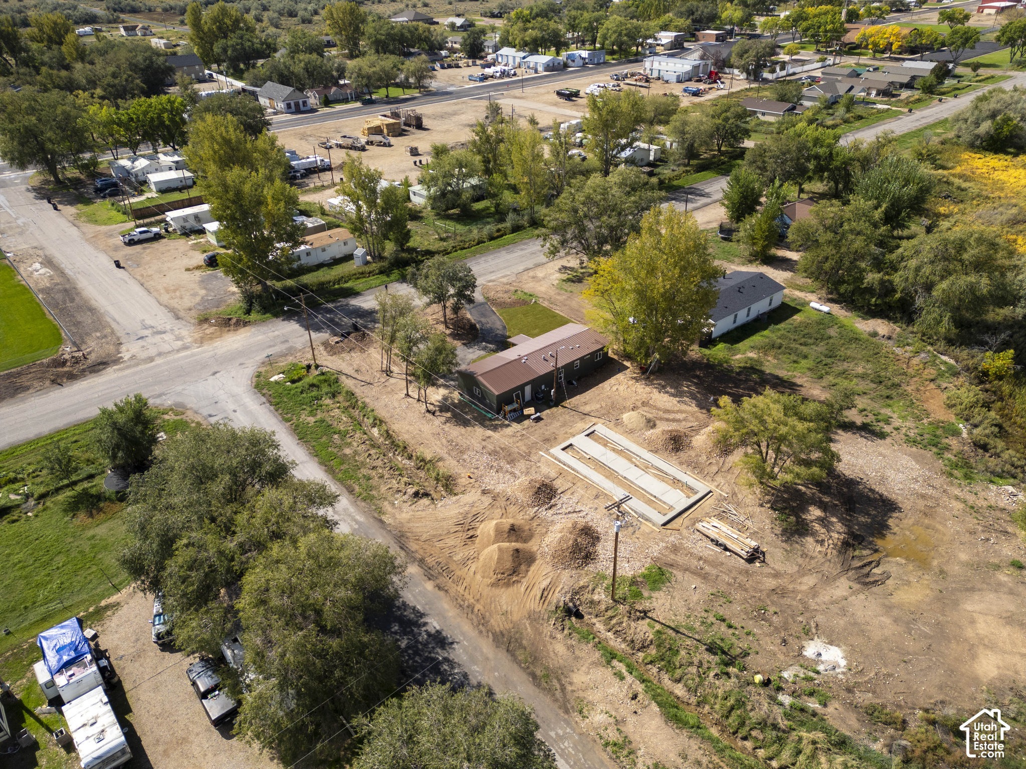 main property photo 26
