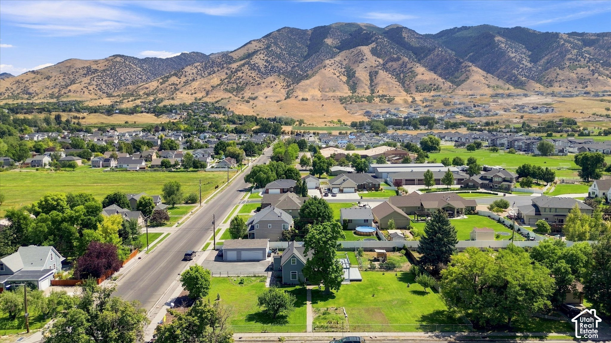main property photo 45