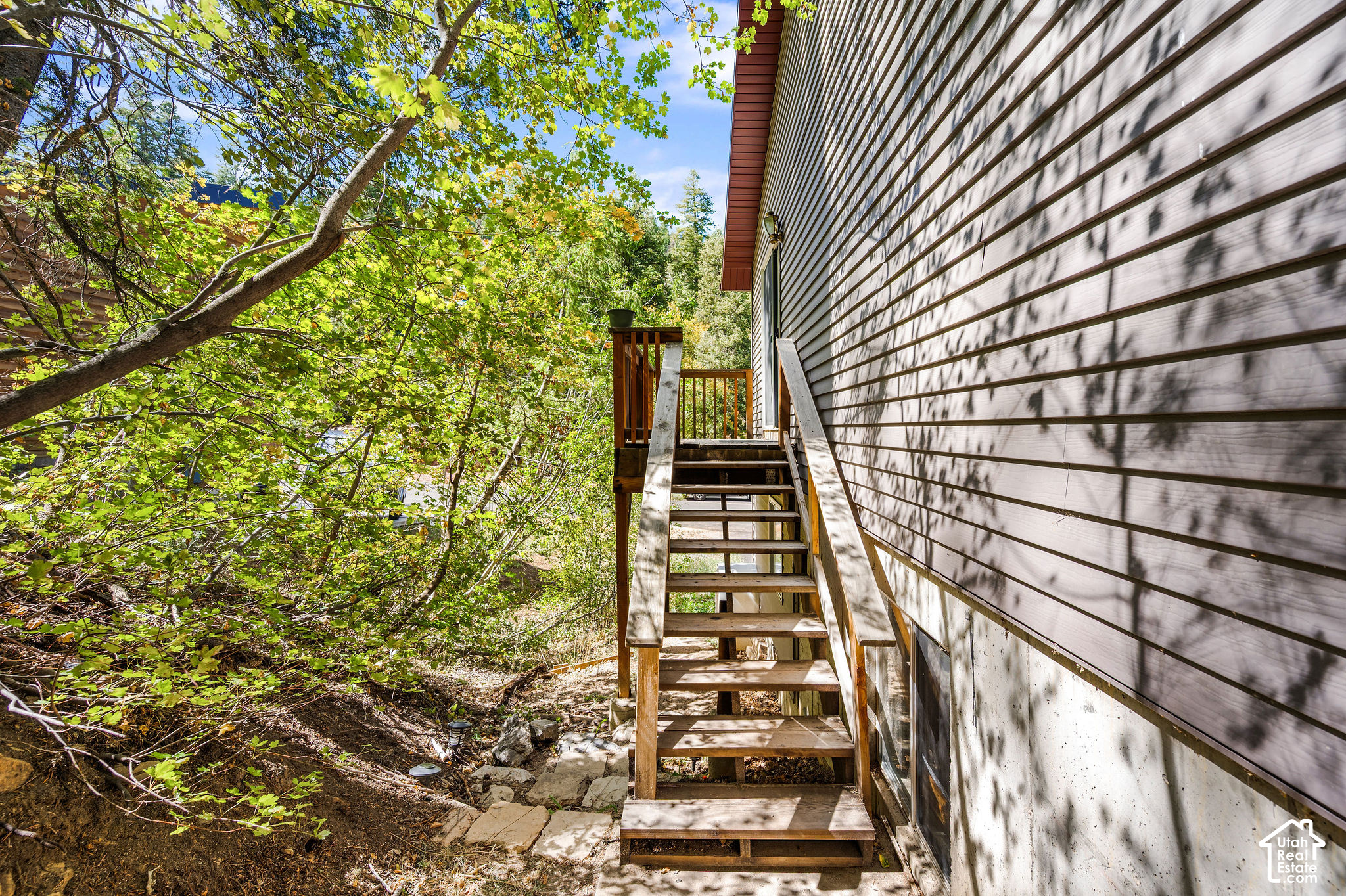 main property photo 49