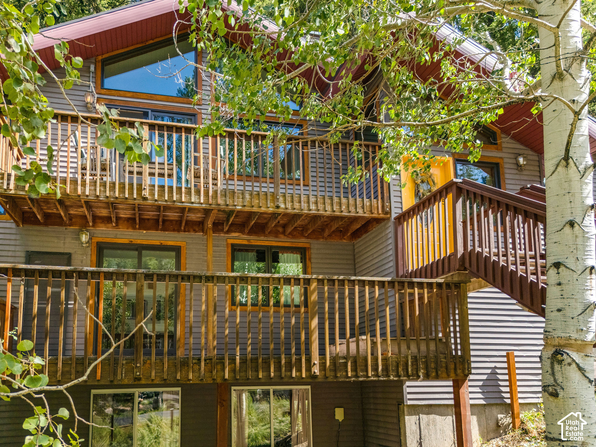 main property photo 51