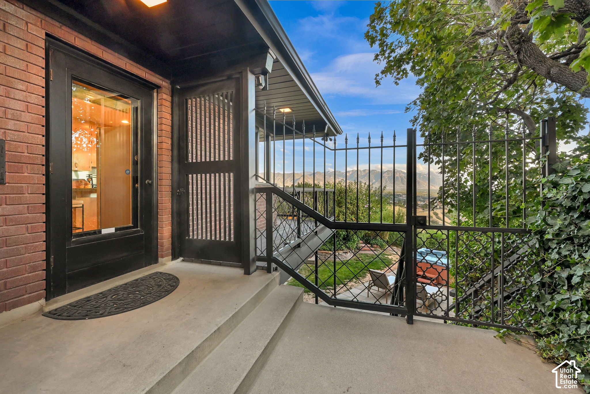 main property photo 14