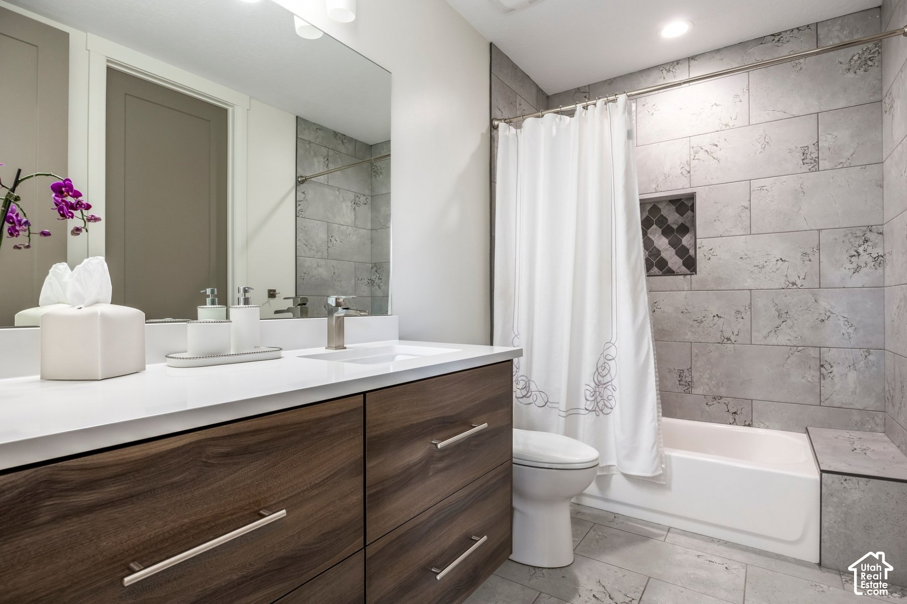 main property photo 68