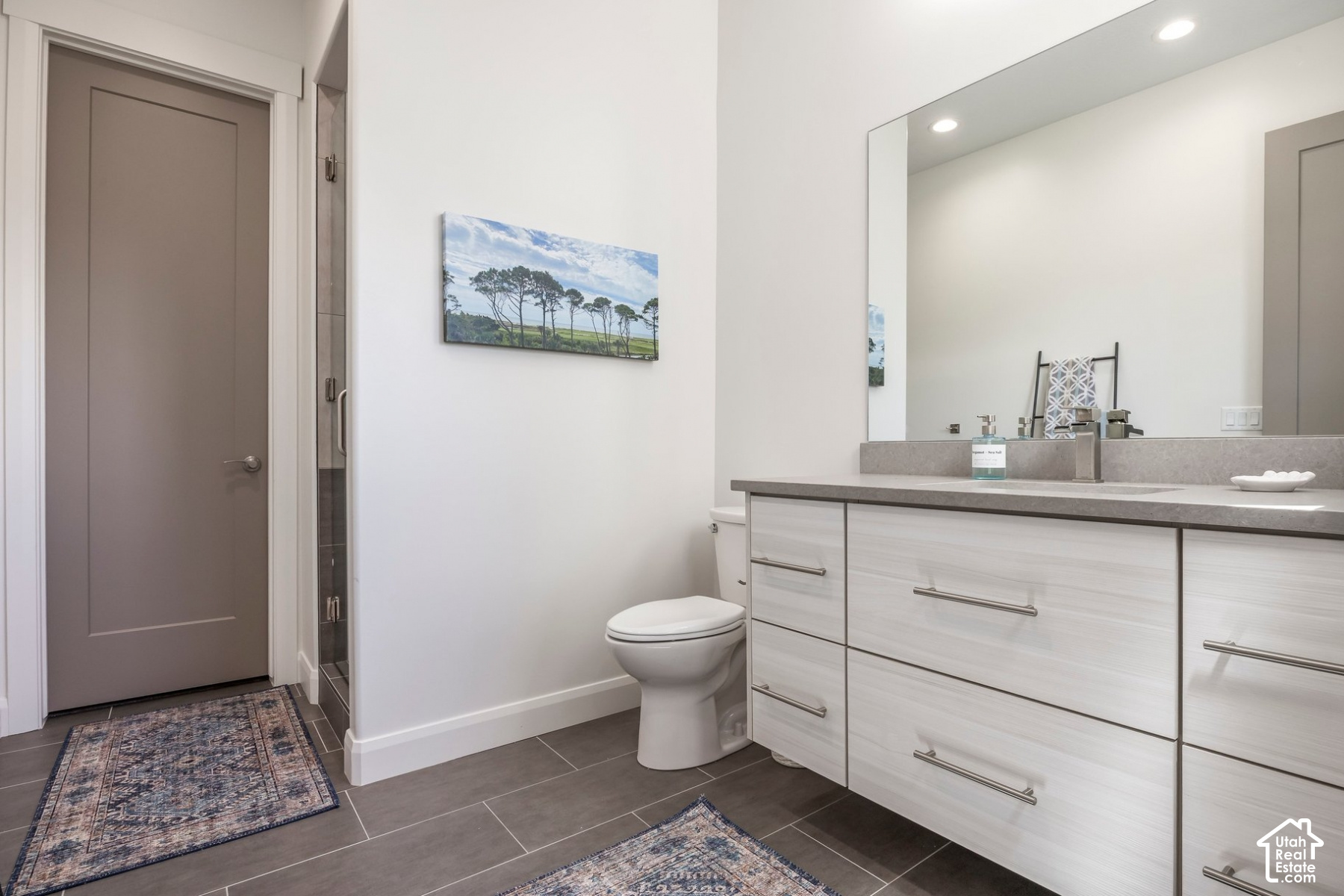 main property photo 79