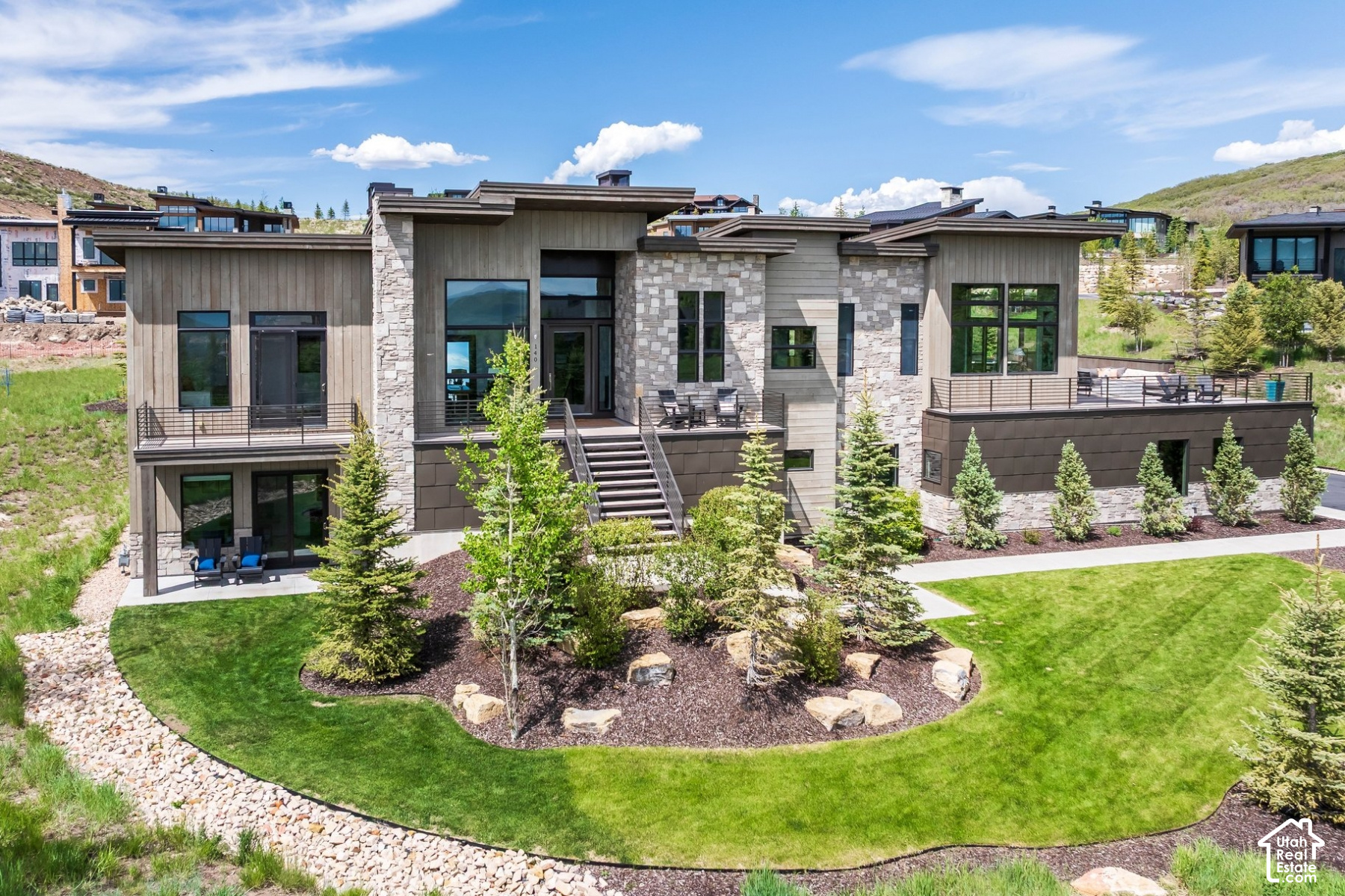 main property photo 94