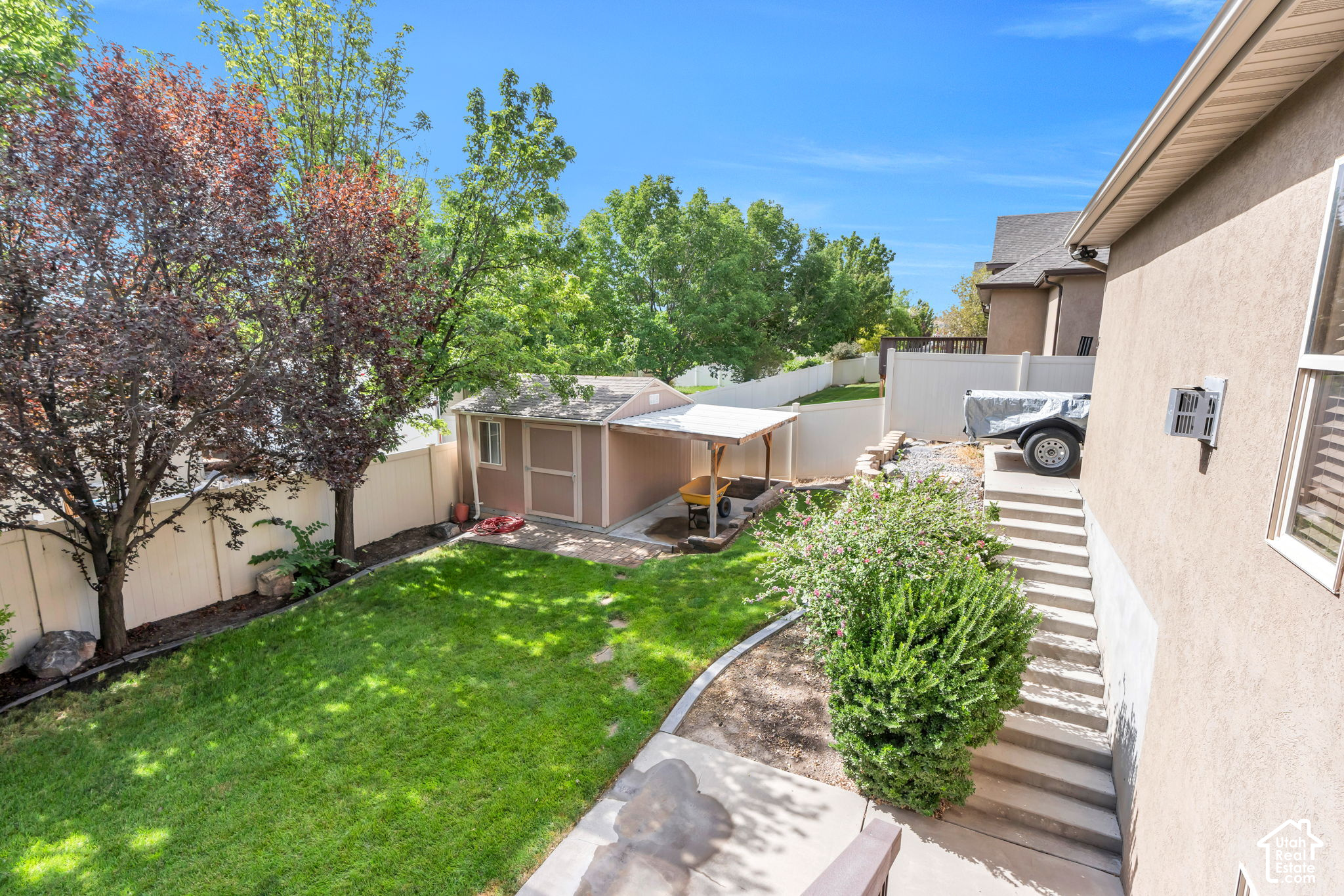 main property photo 36