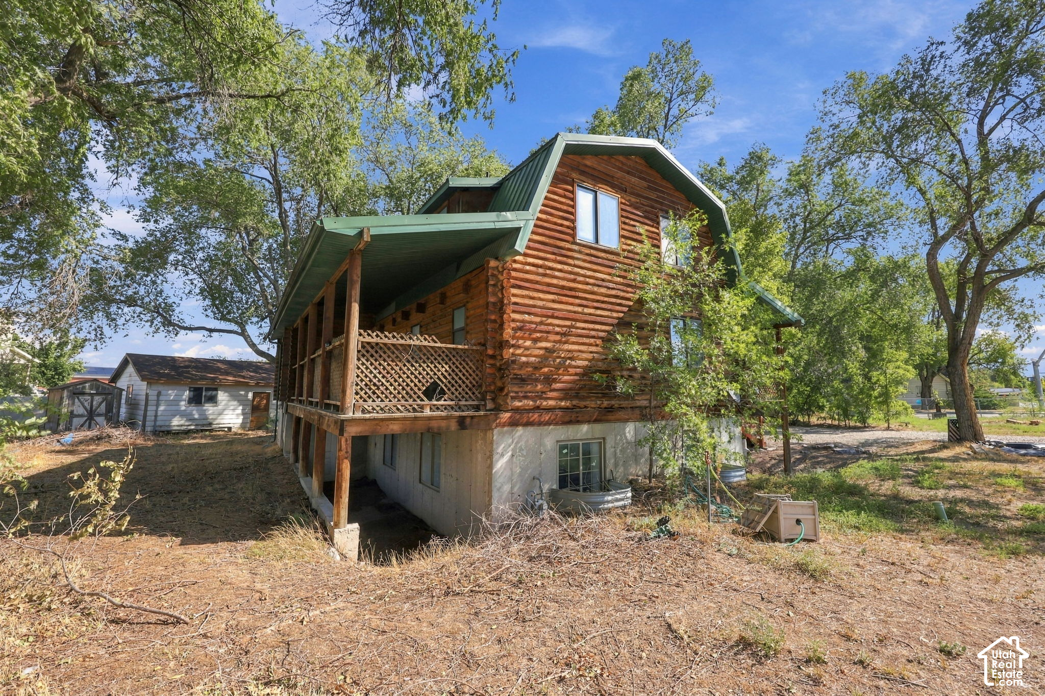 main property photo 32