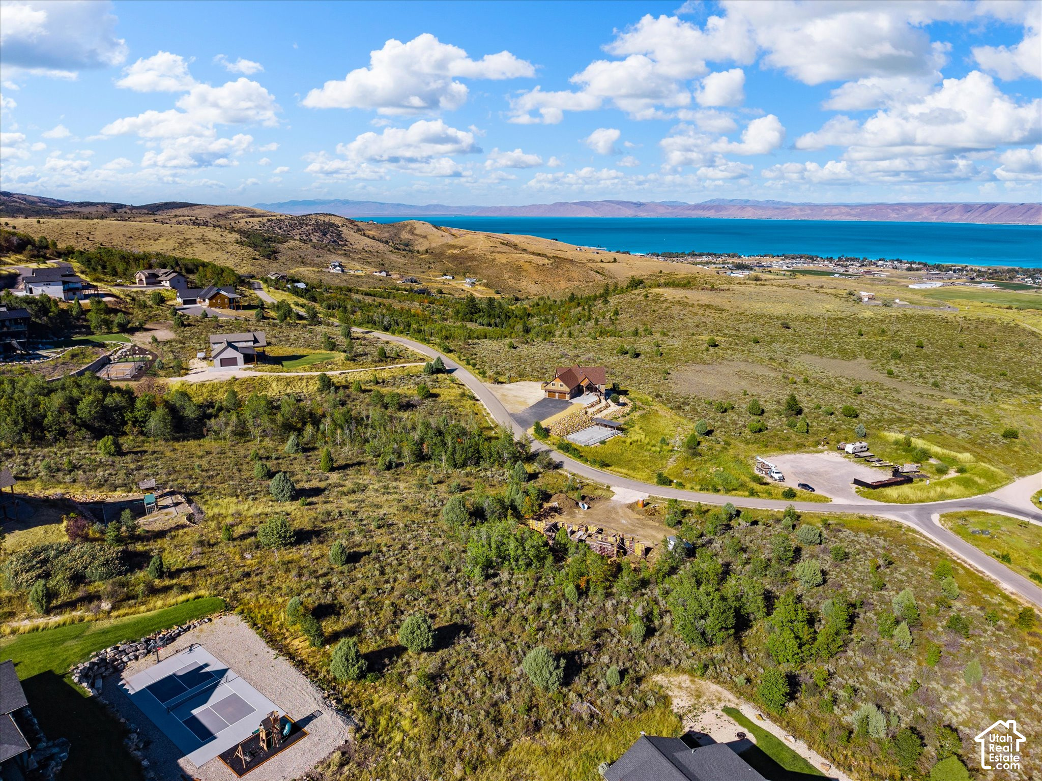 main property photo 13