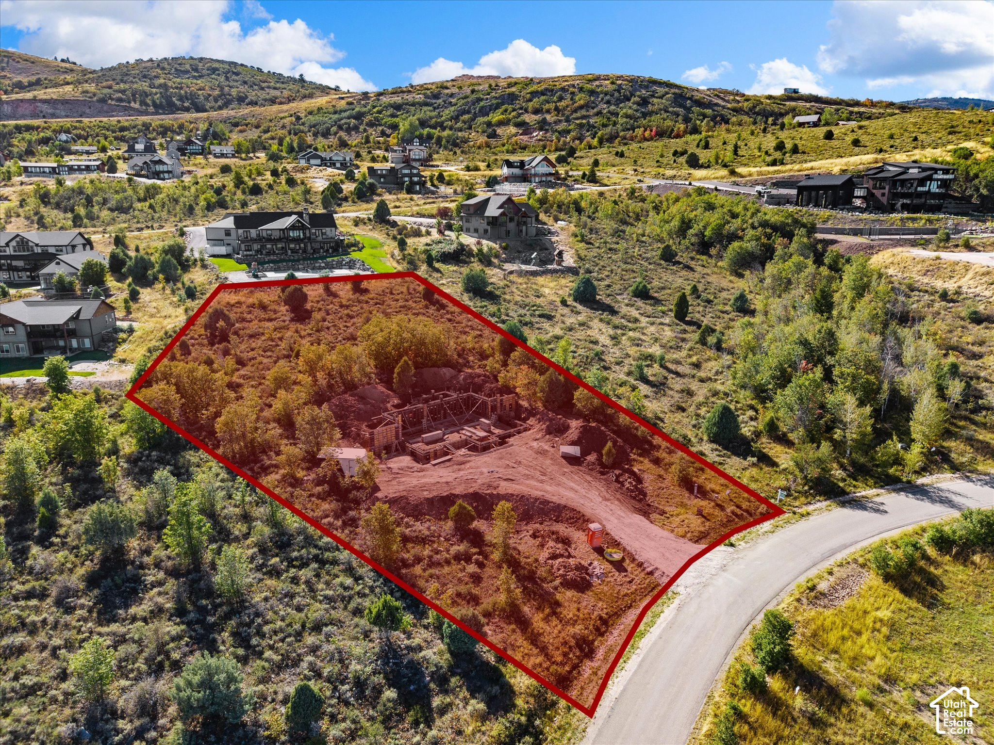 main property photo 6