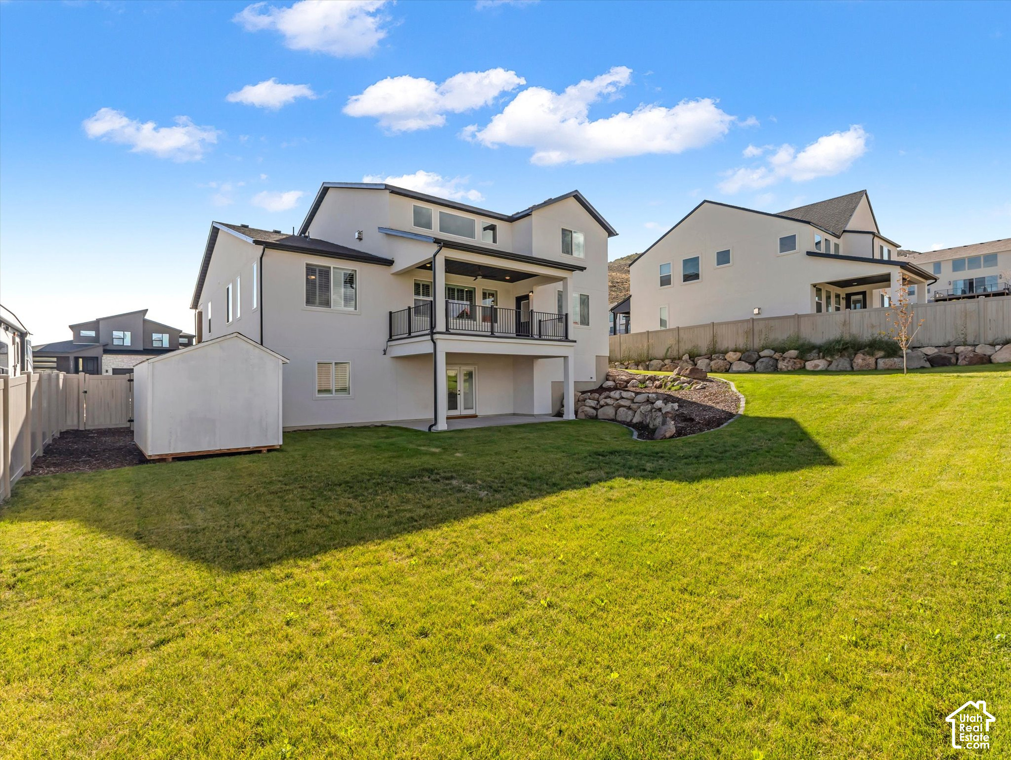 main property photo 34