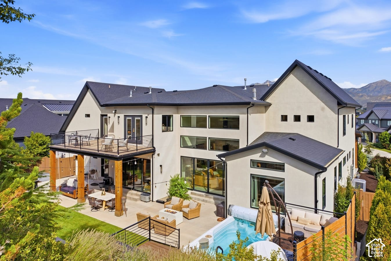 main property photo 77