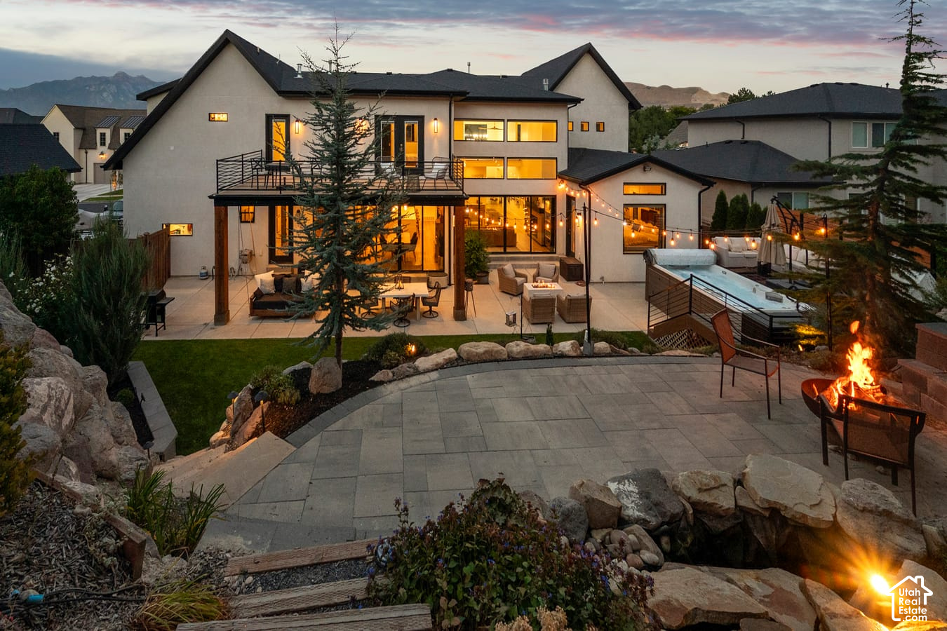 main property photo 94