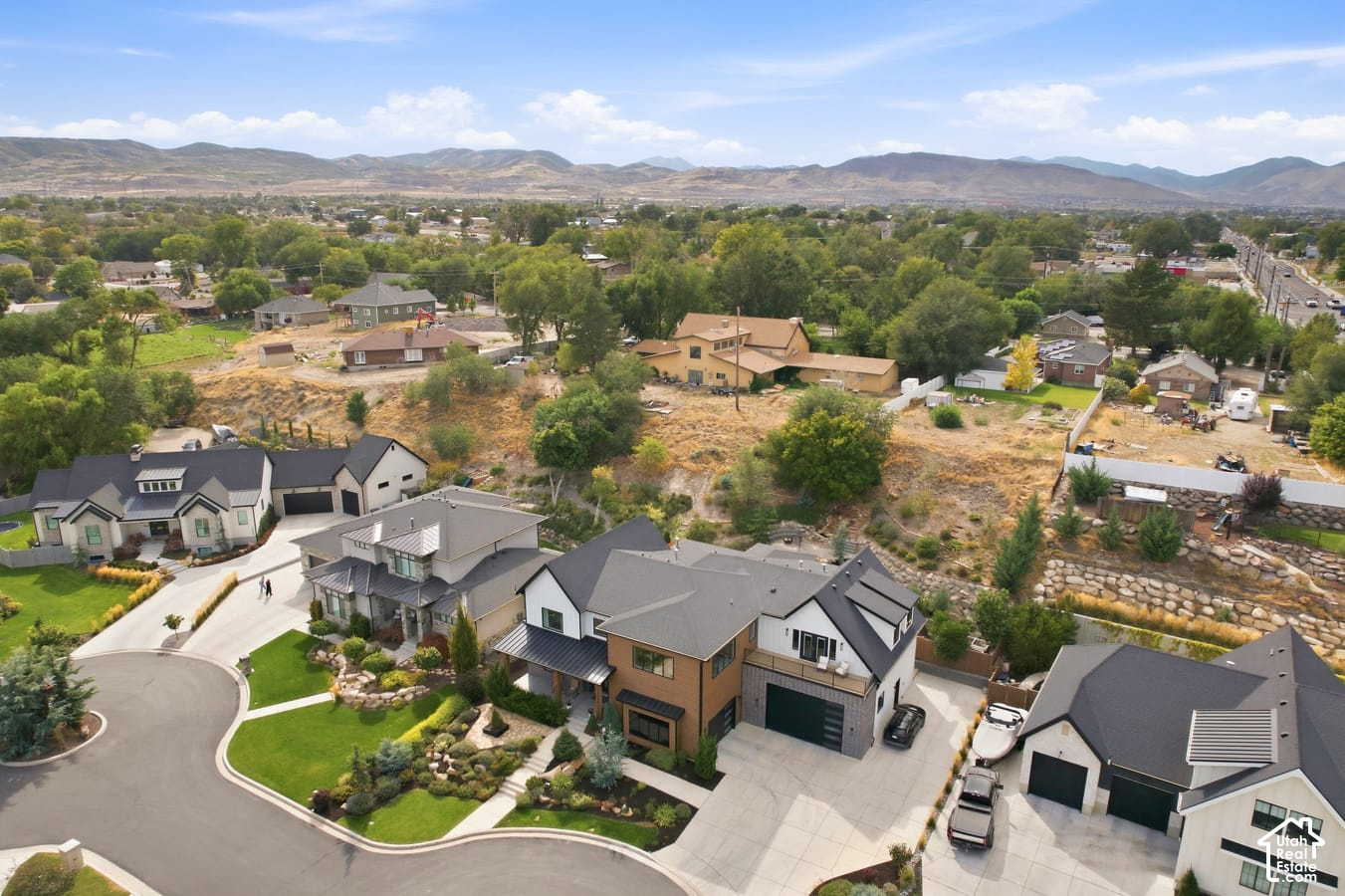 main property photo 99