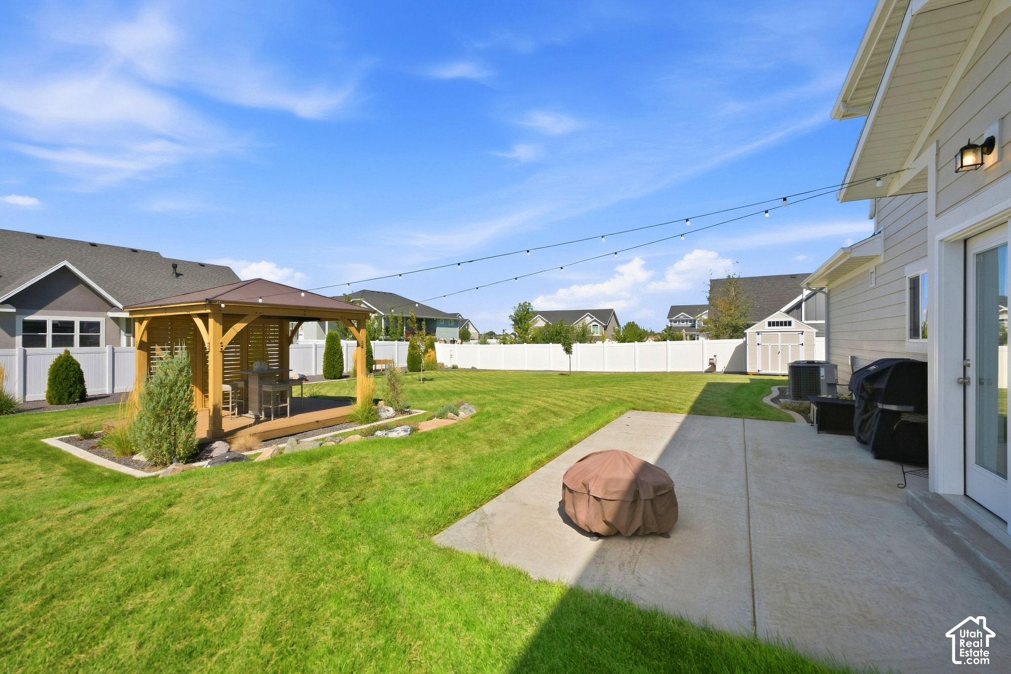 main property photo 37