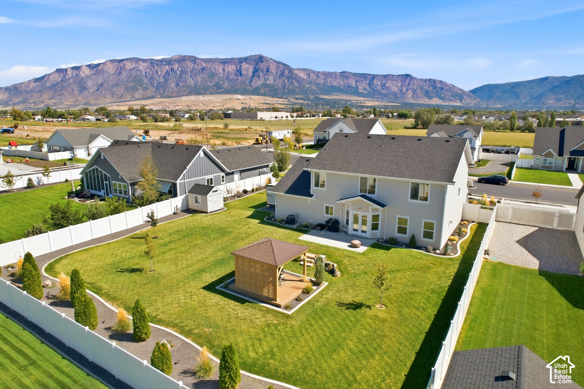 main property photo 54