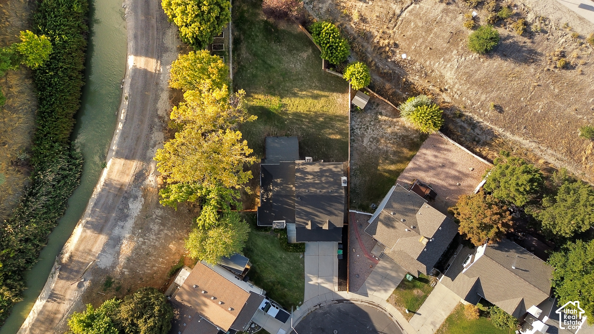 main property photo 44
