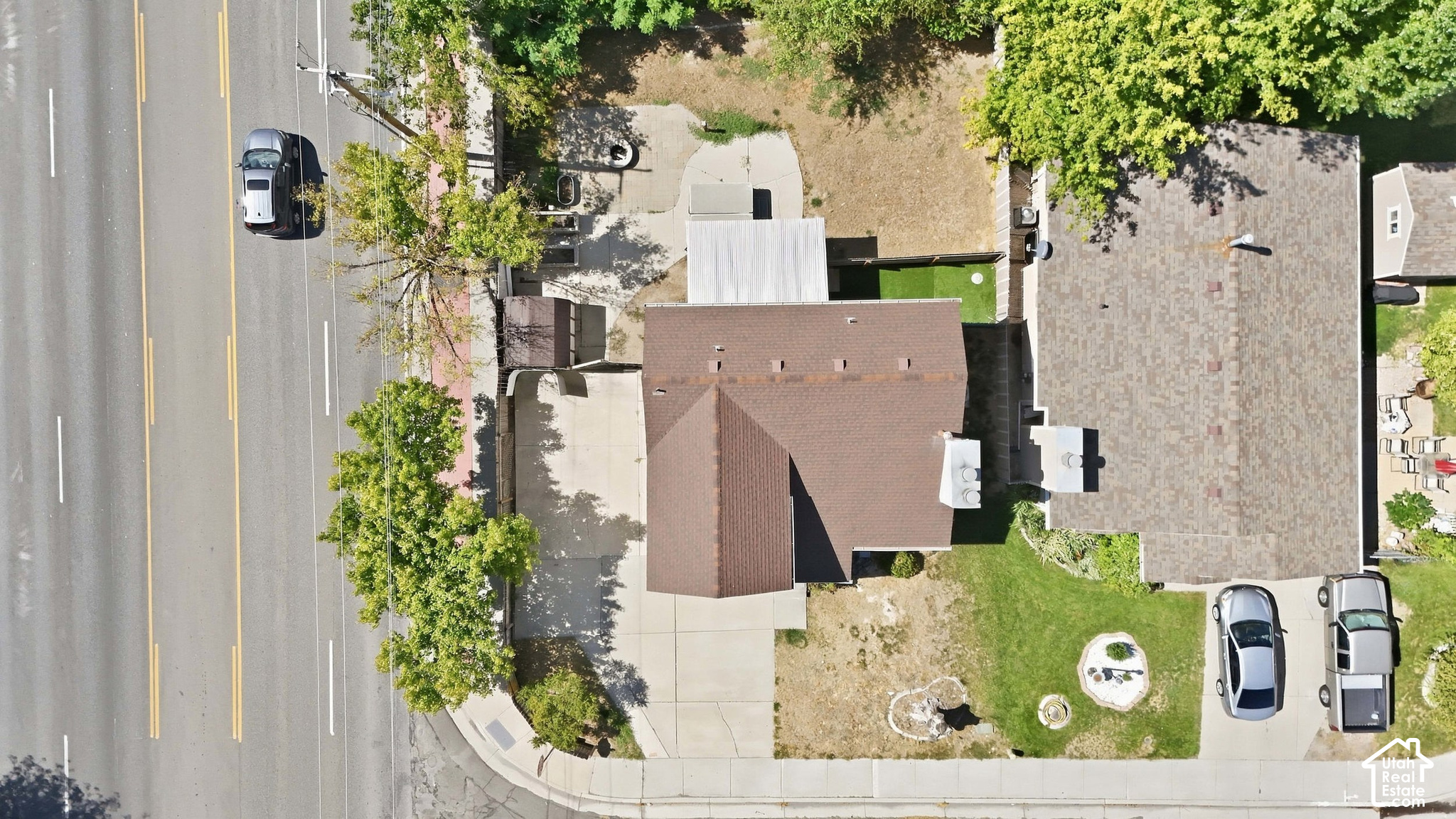 main property photo 50