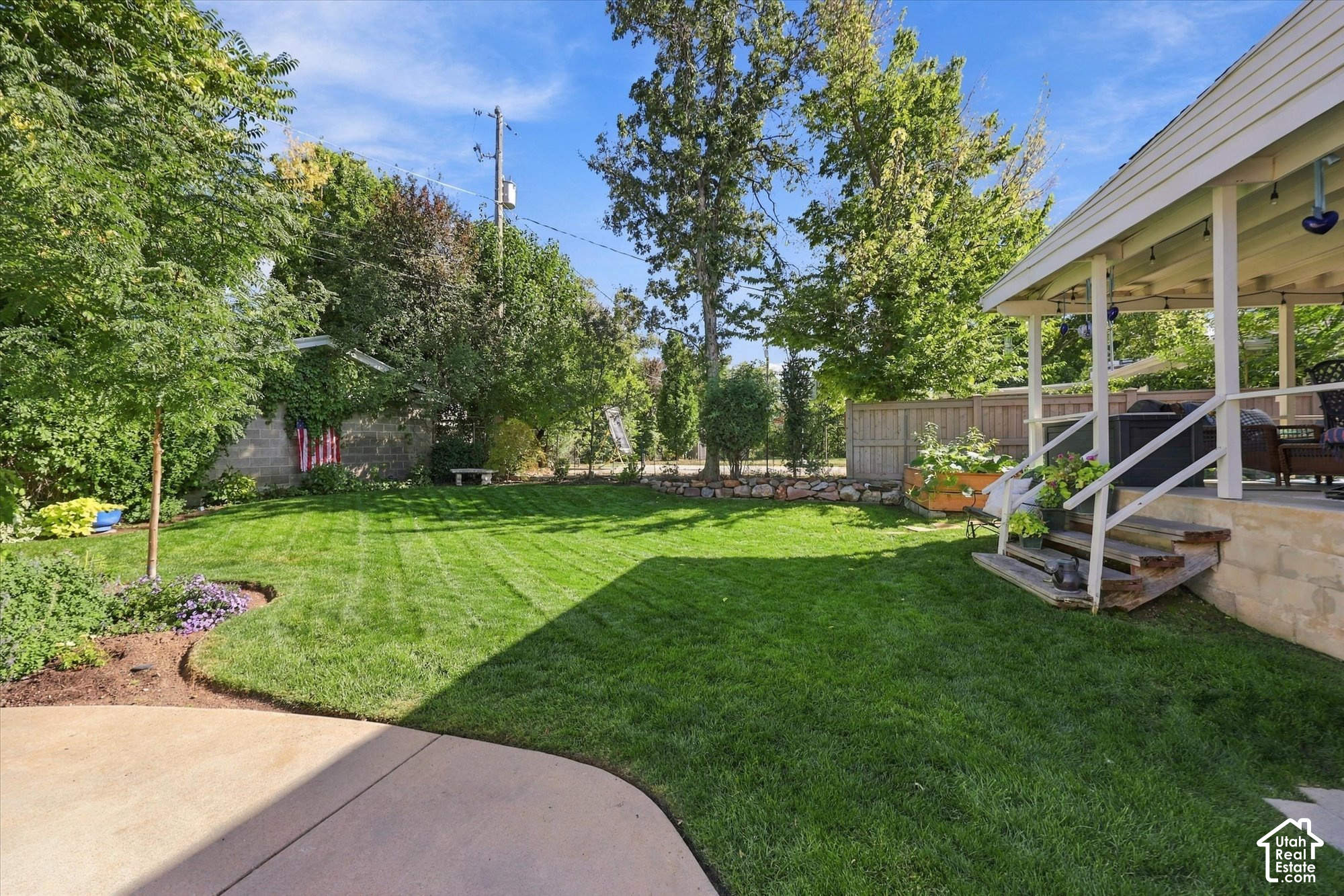 main property photo 29