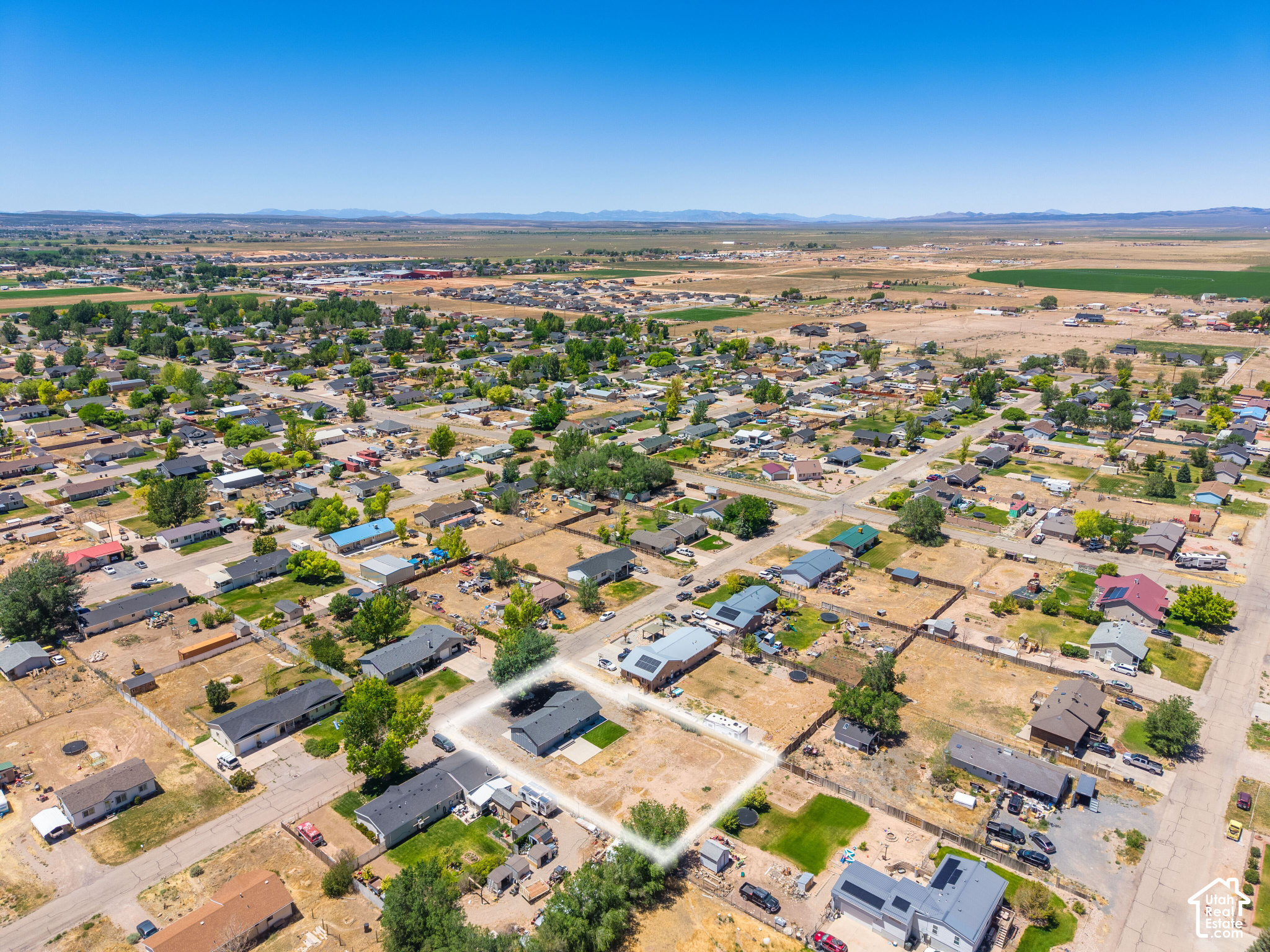 main property photo 64