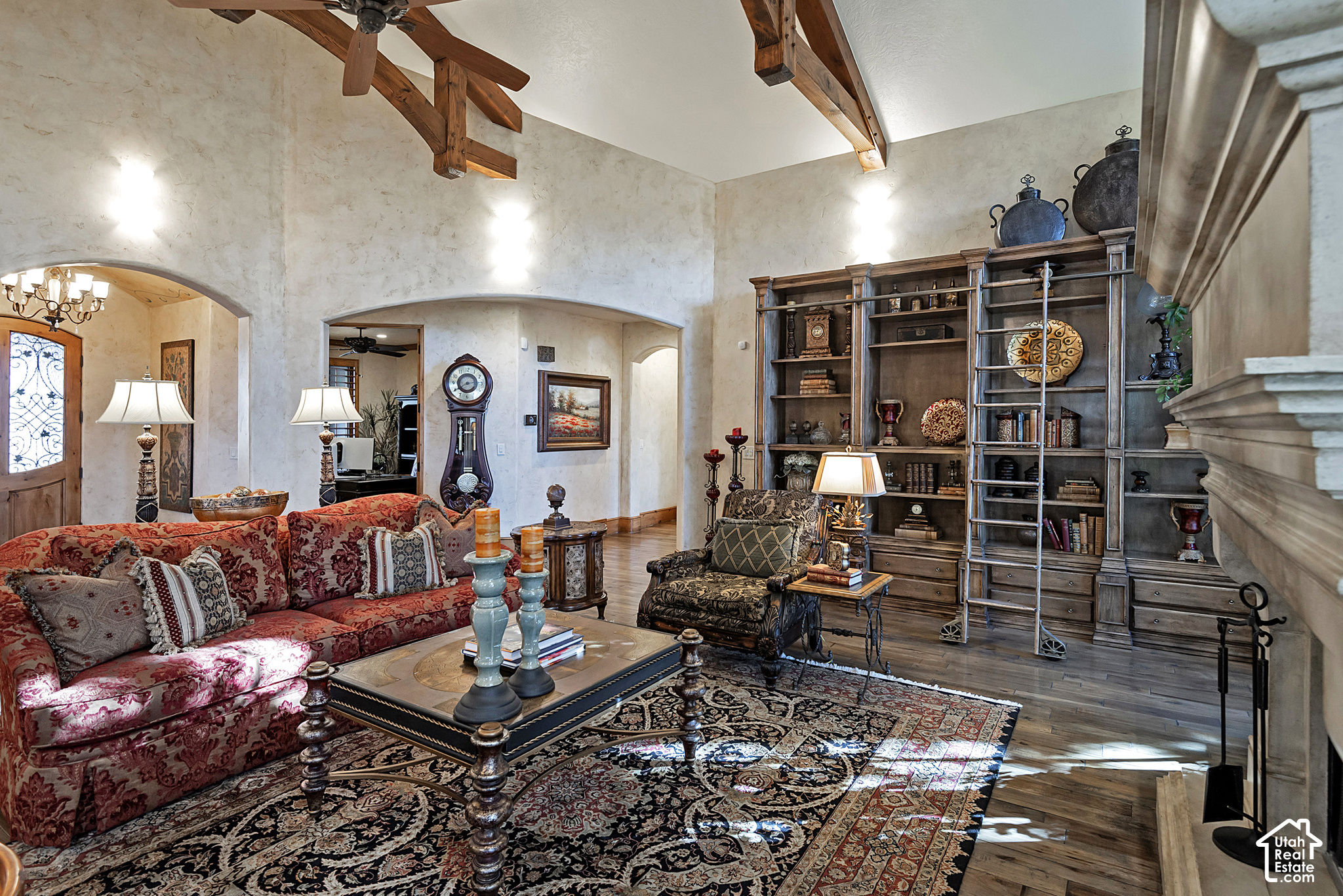 main property photo 13