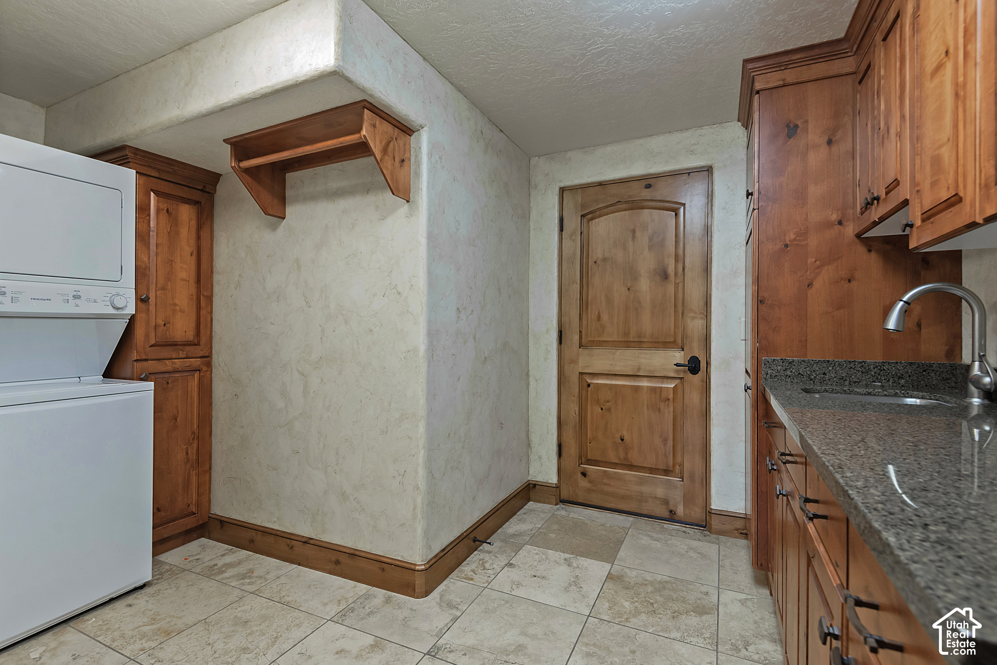 main property photo 61