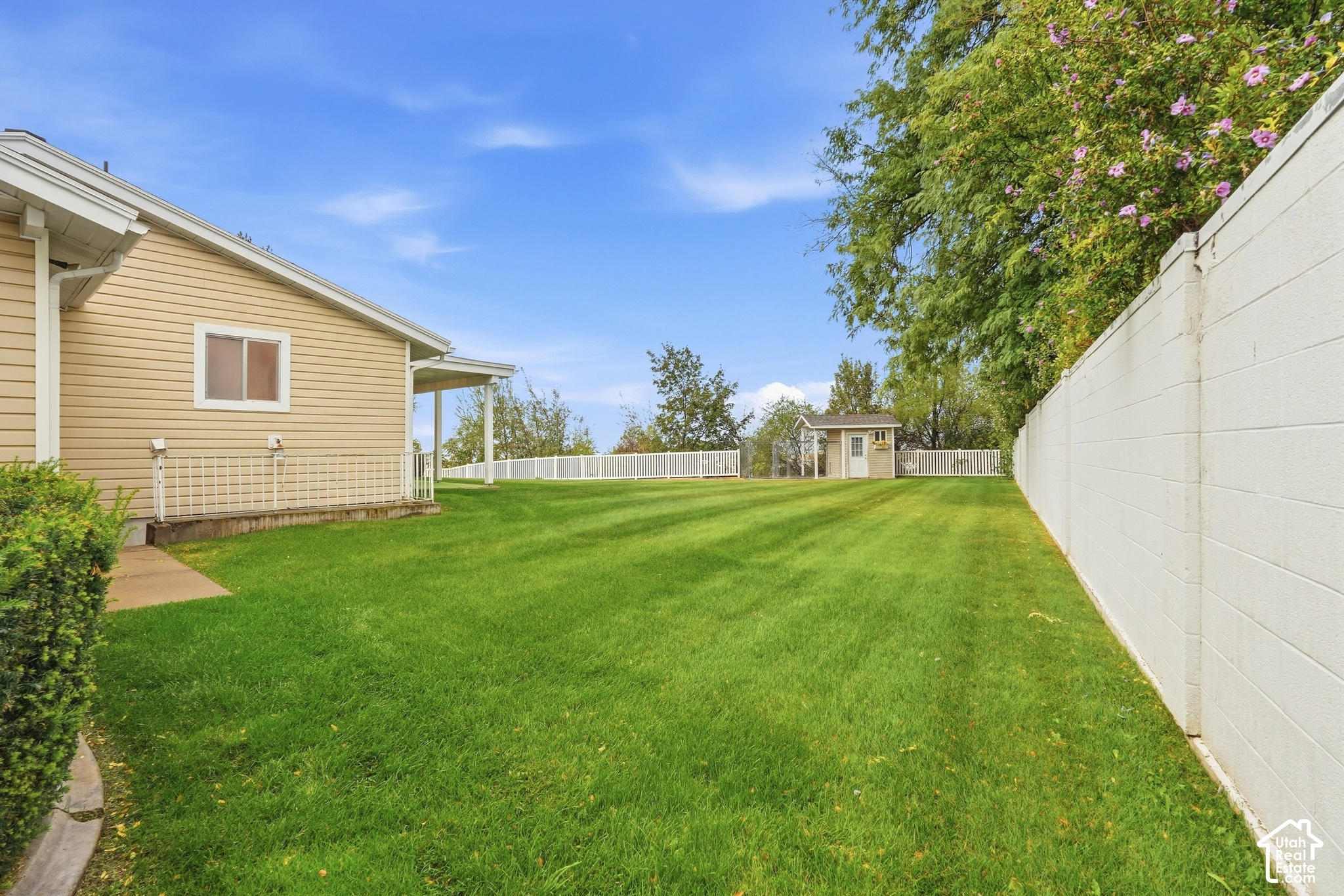 main property photo 34