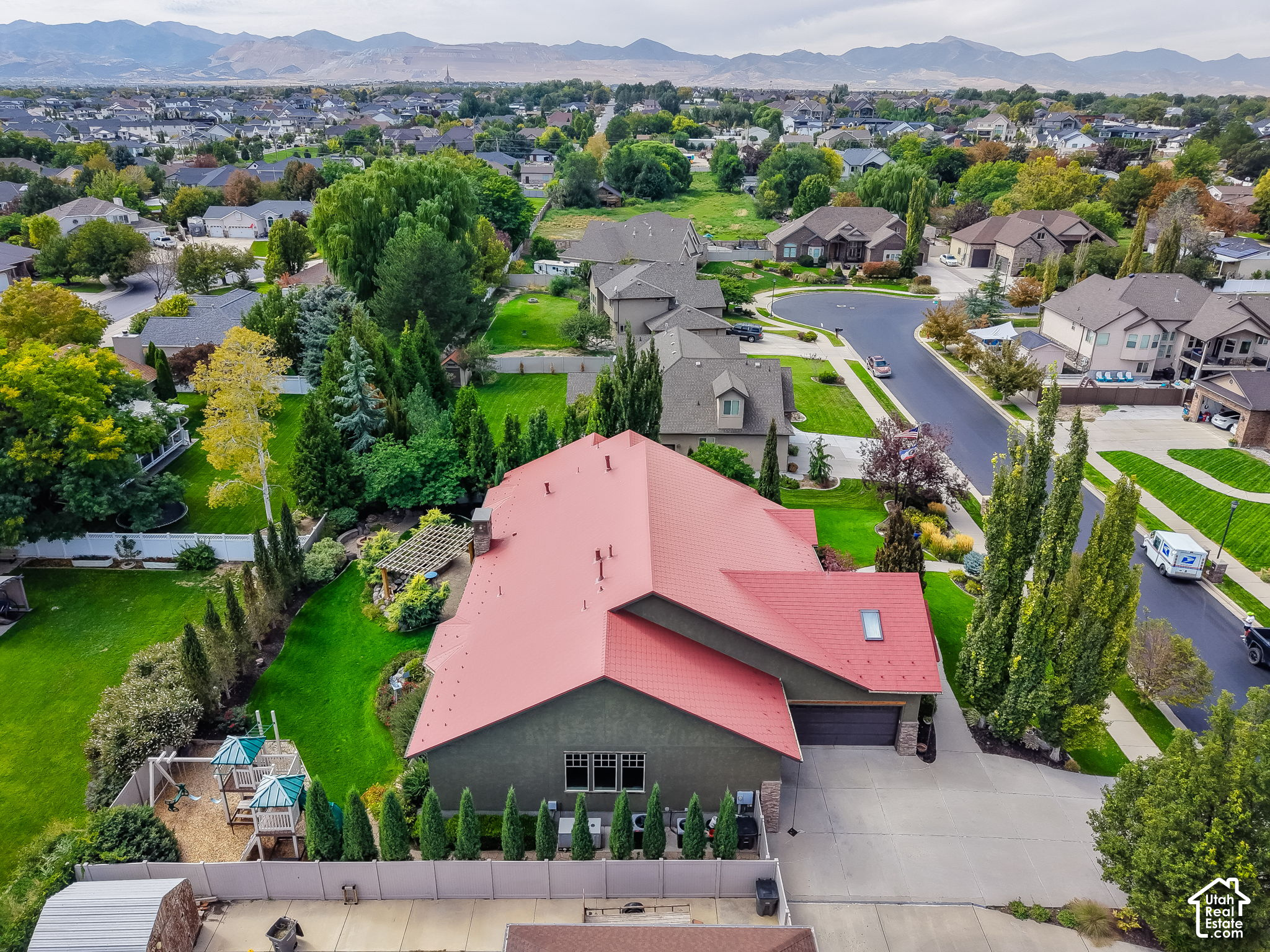 main property photo 67