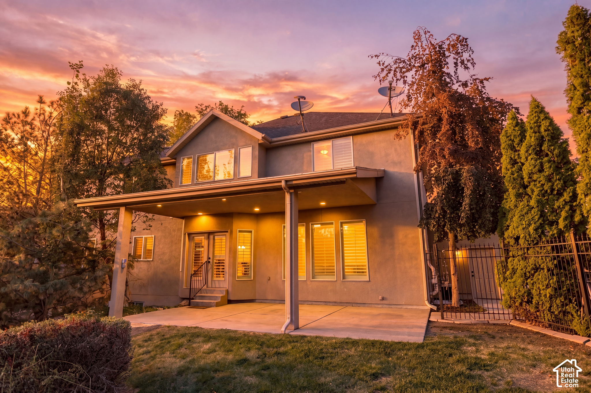 main property photo 12