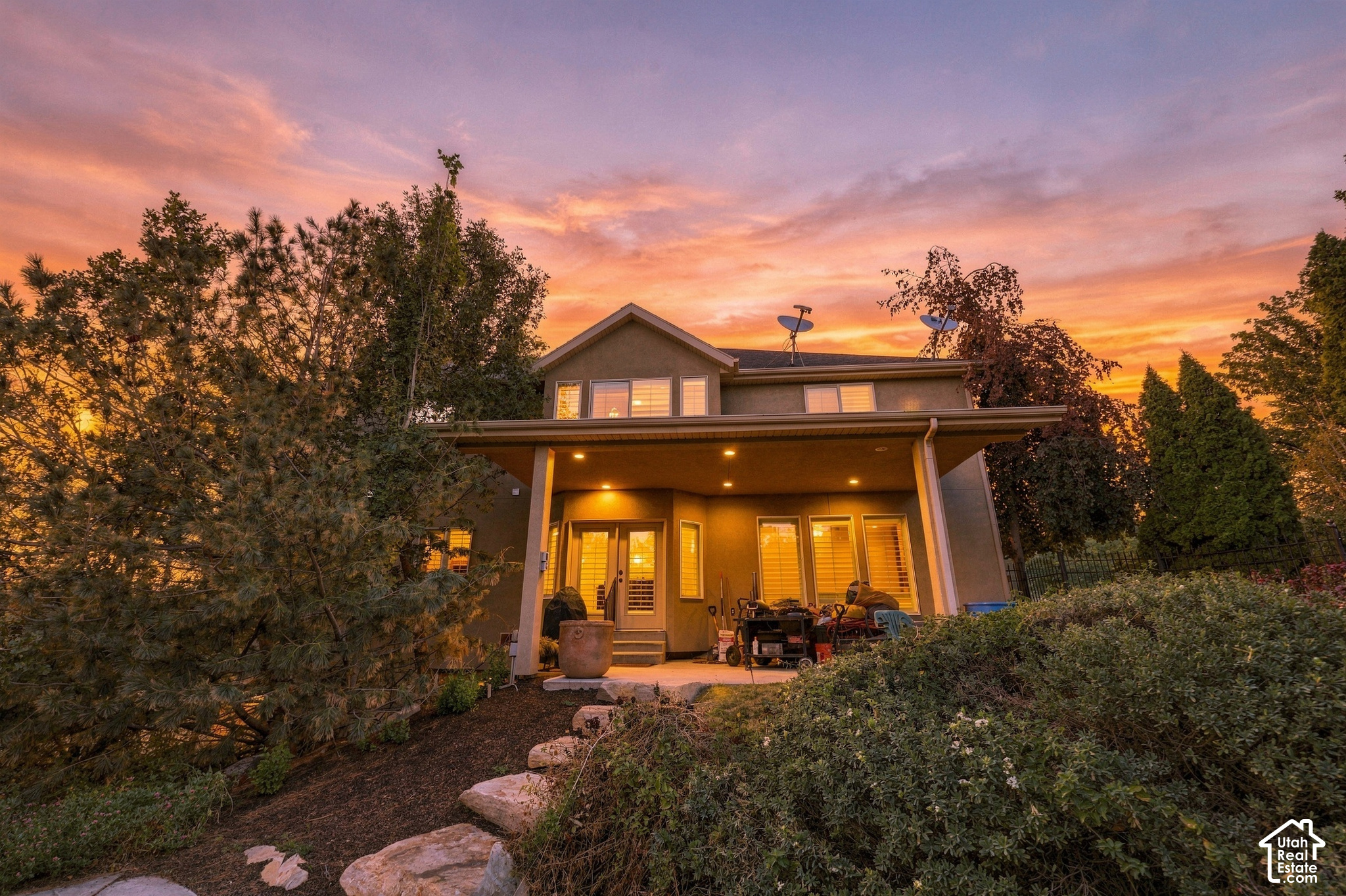 main property photo 13