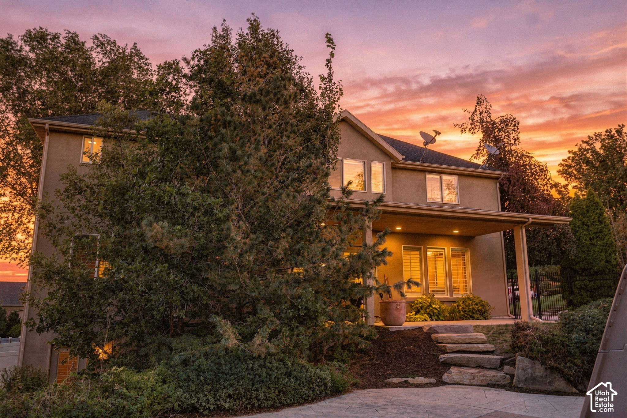 main property photo 15