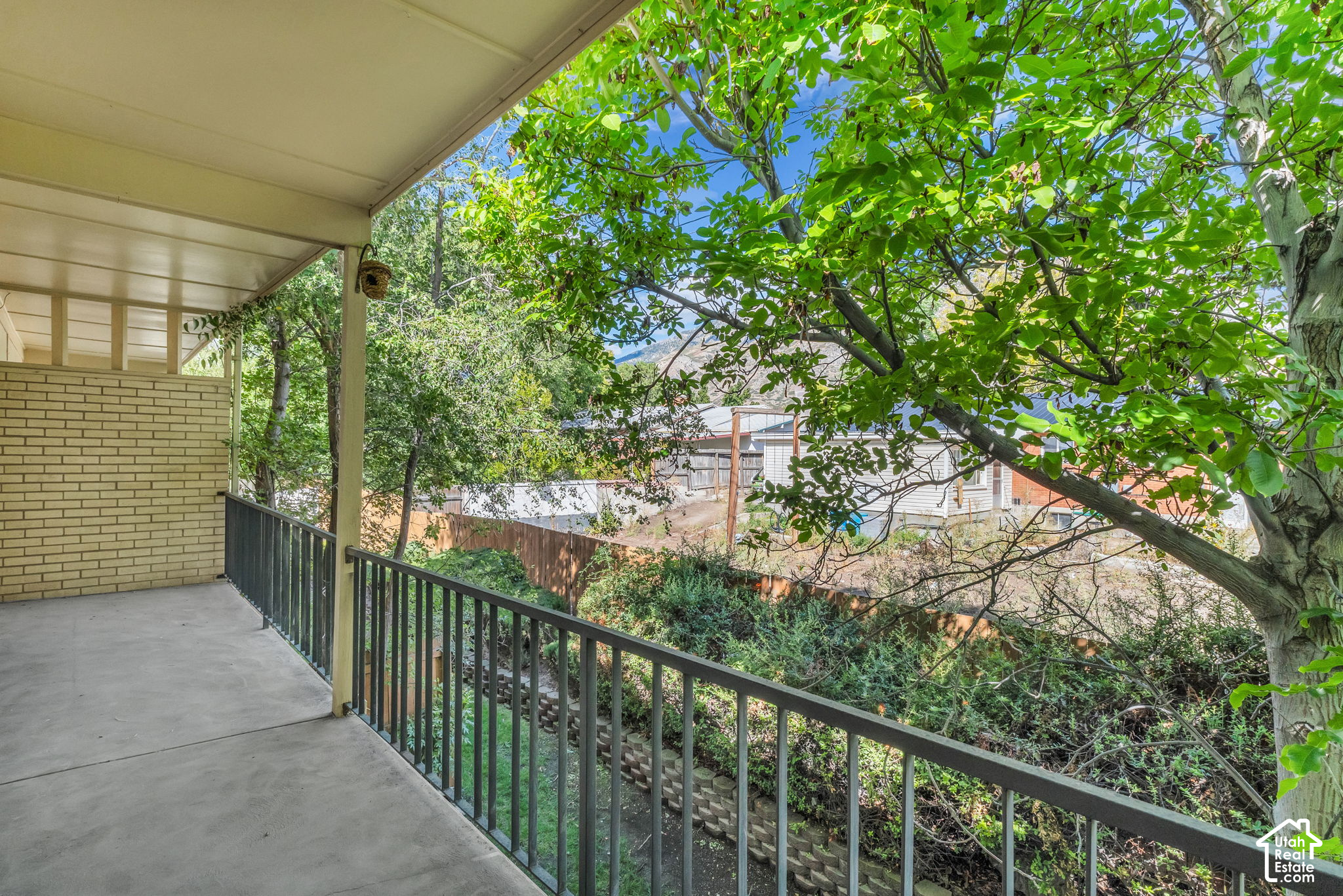 main property photo 15