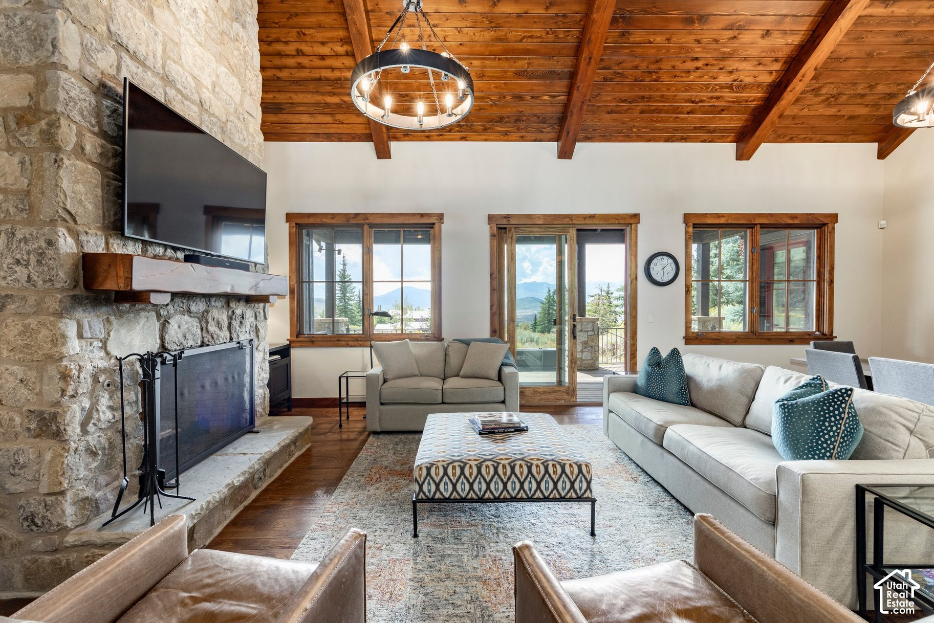 main property photo 66