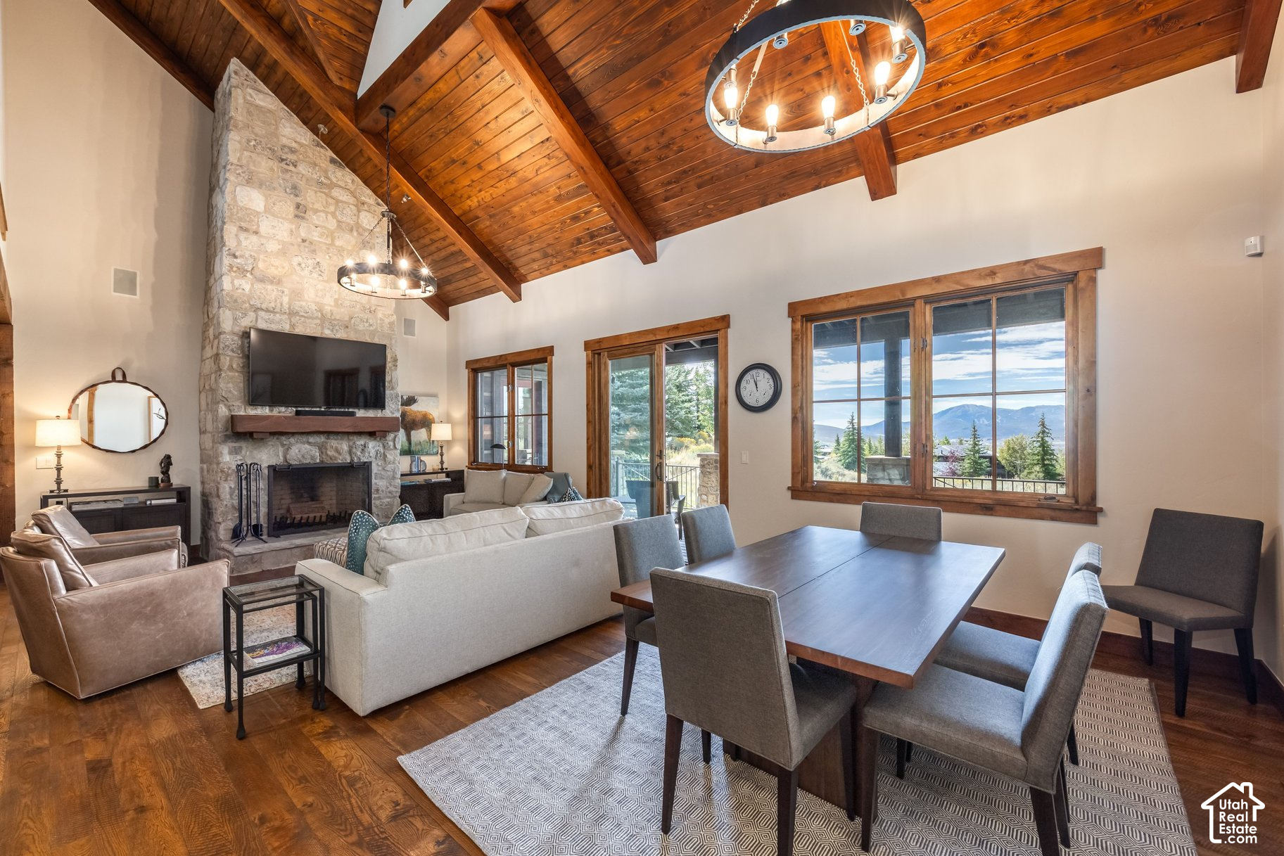 main property photo 77