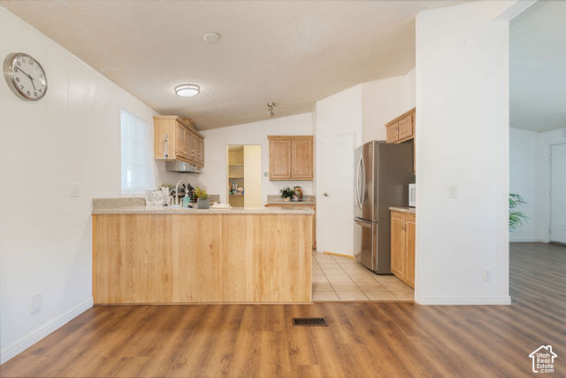 main property photo 7