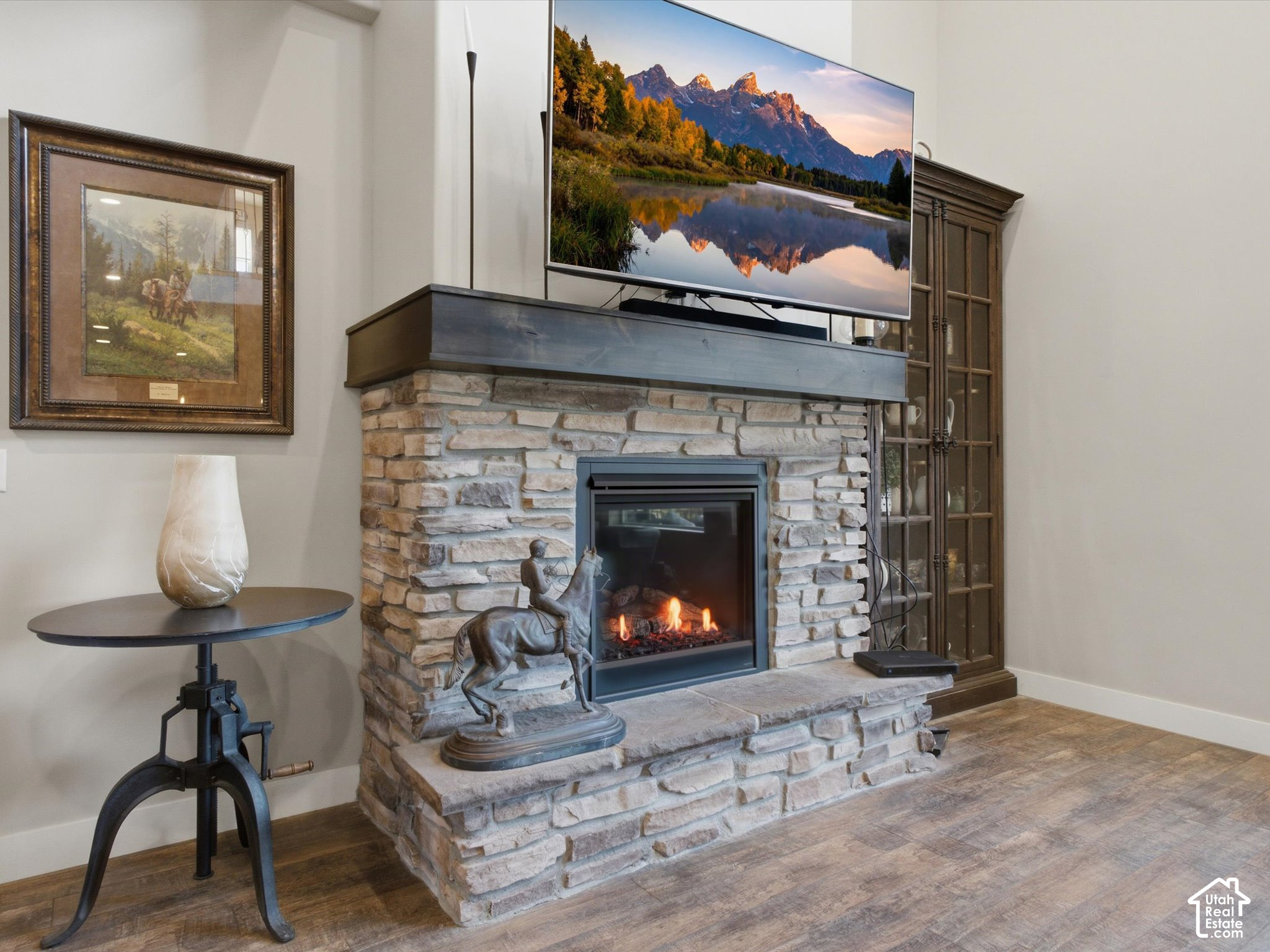 main property photo 14