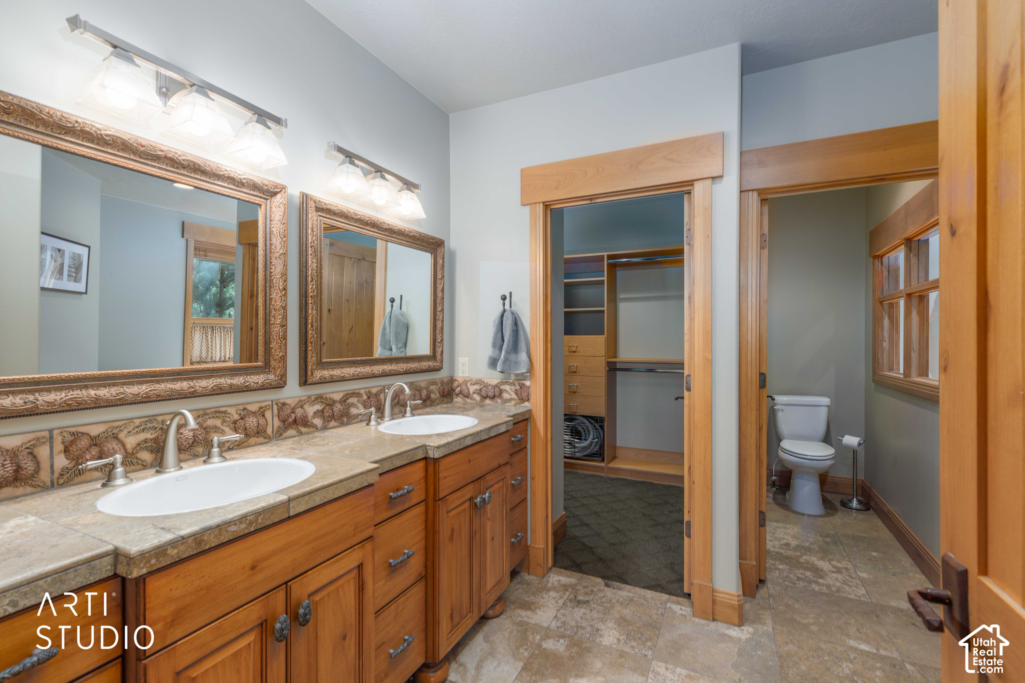 main property photo 48