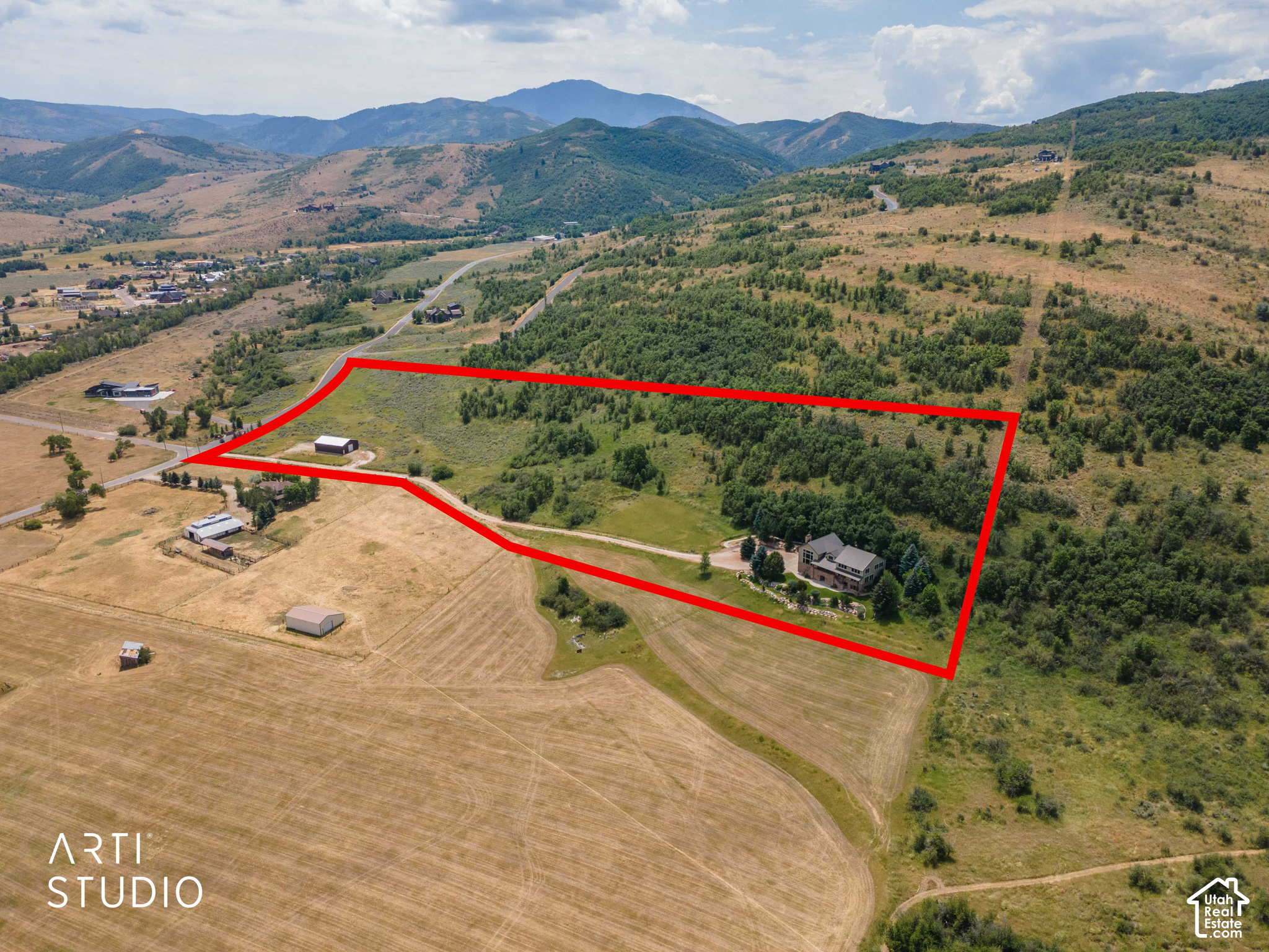 main property photo 8