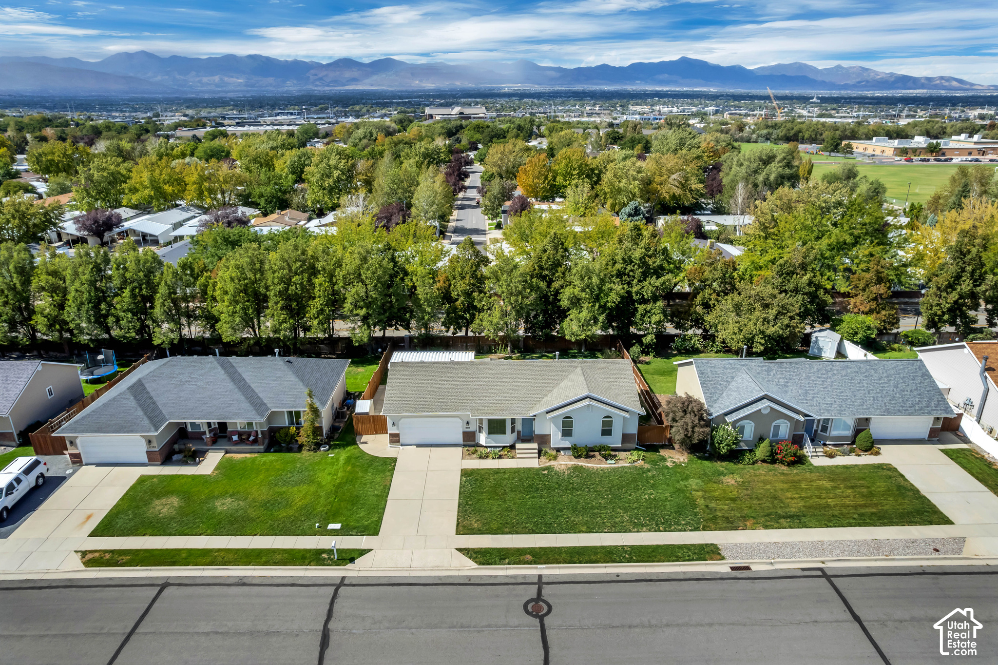 main property photo 51