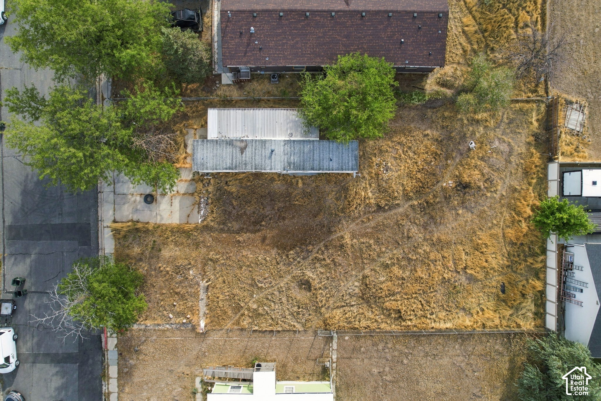 main property photo 18