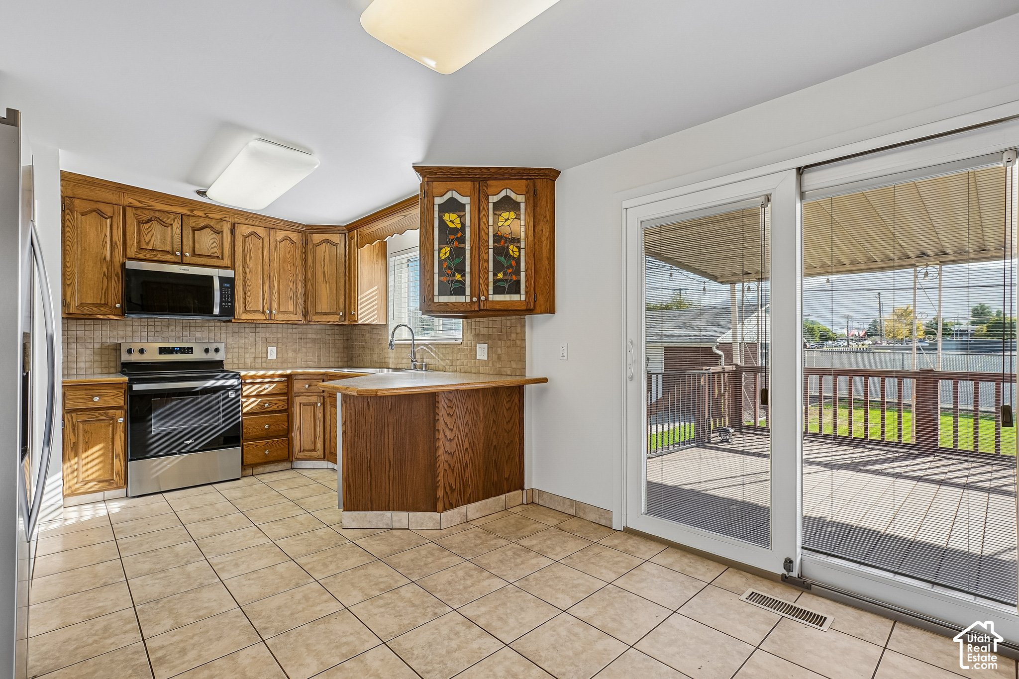 main property photo 6