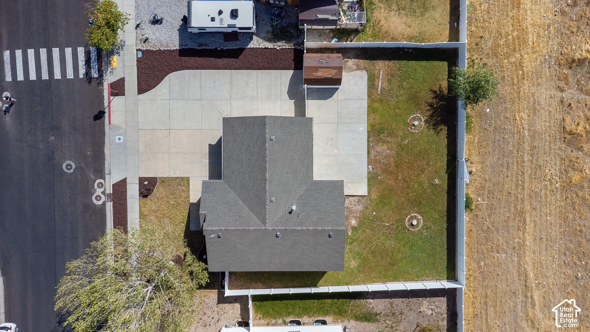 main property photo 21