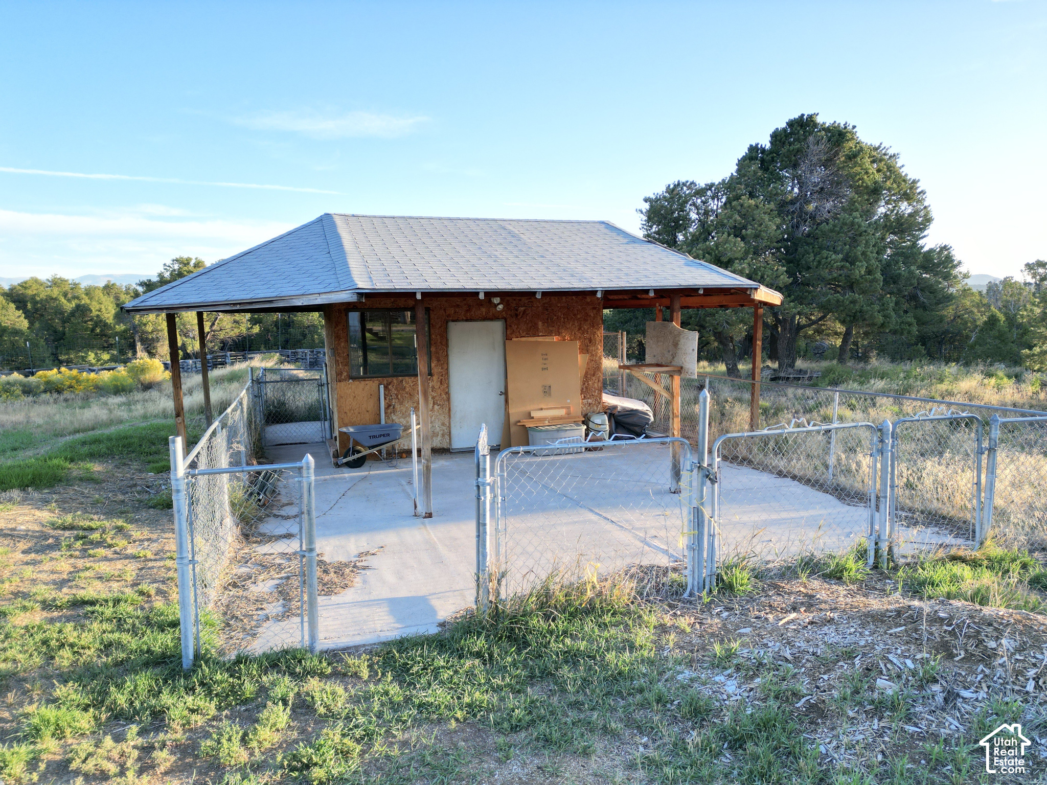 main property photo 58