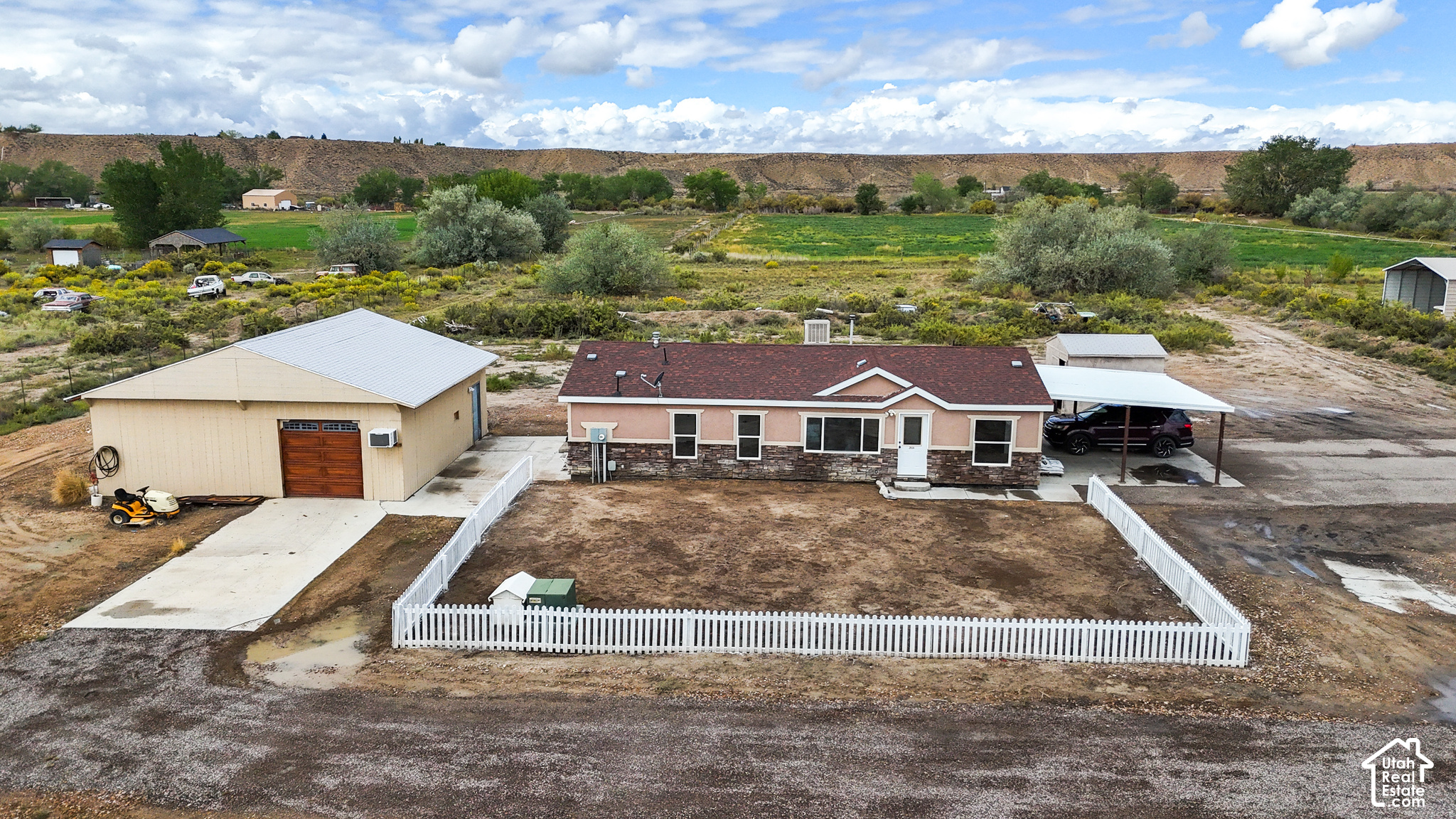 main property photo 15