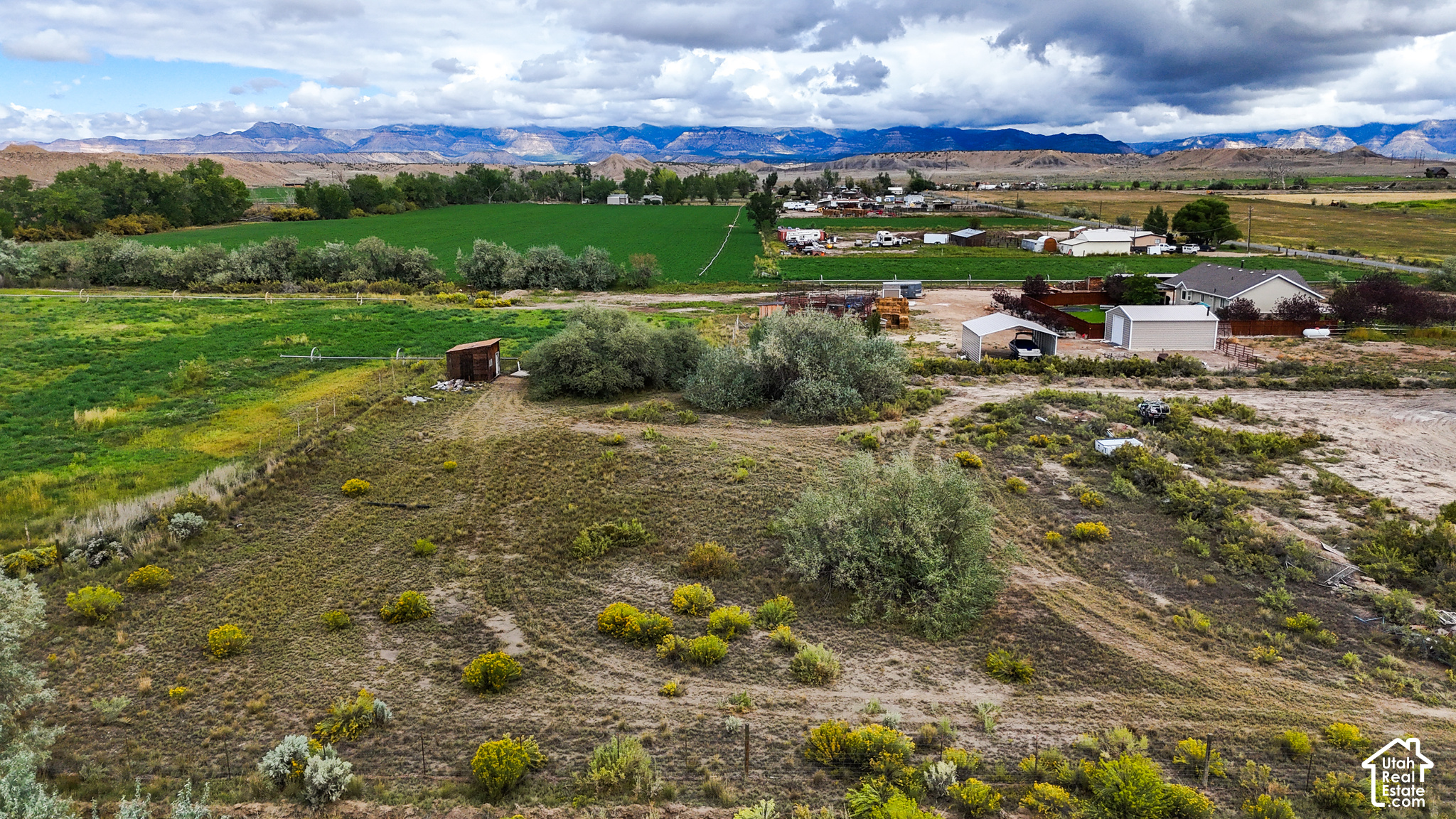 main property photo 17