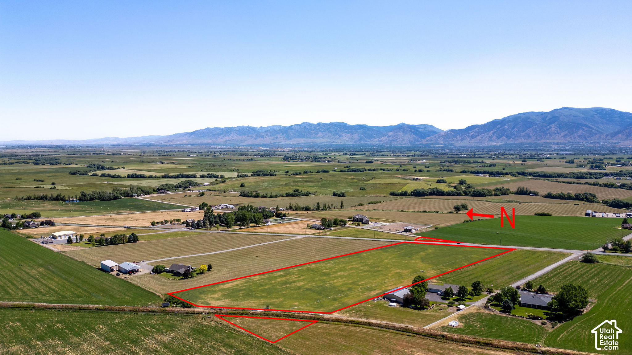 main property photo 9